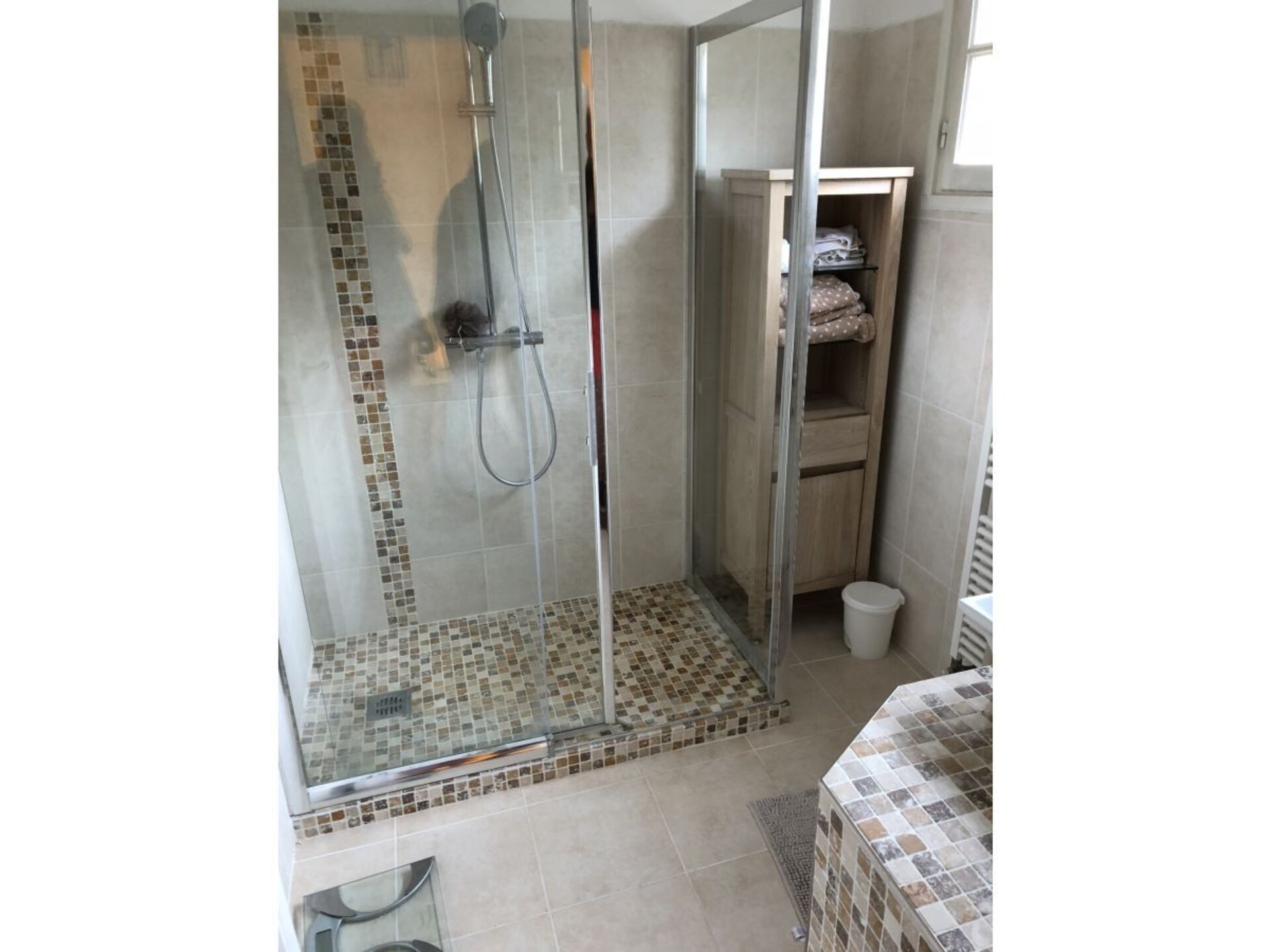 Ruime villa met privézwembad en zeezicht in Sainte-Maxime, 3 km van het strand - foto 16