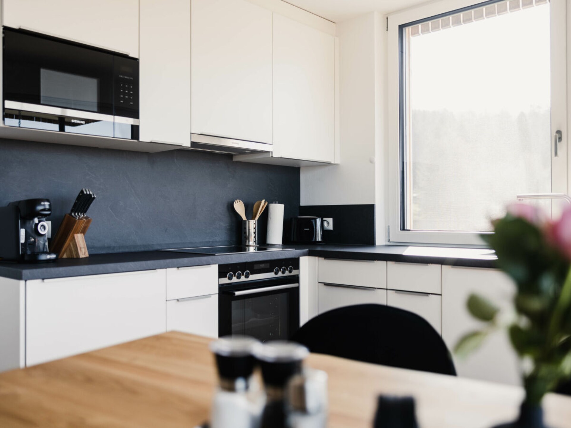Rustiek appartement nabij de Bodensee met balkon en bergzicht in Hörbranz - foto 8