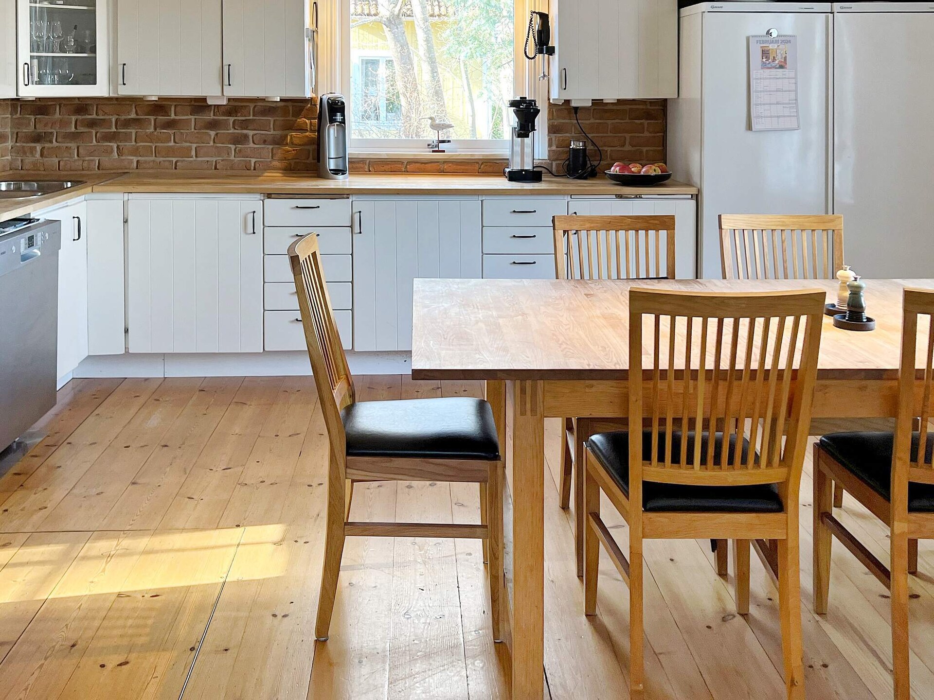 Historisch Zweeds vakantiehuis nabij Stockholm met eigen bijgebouw - foto 4
