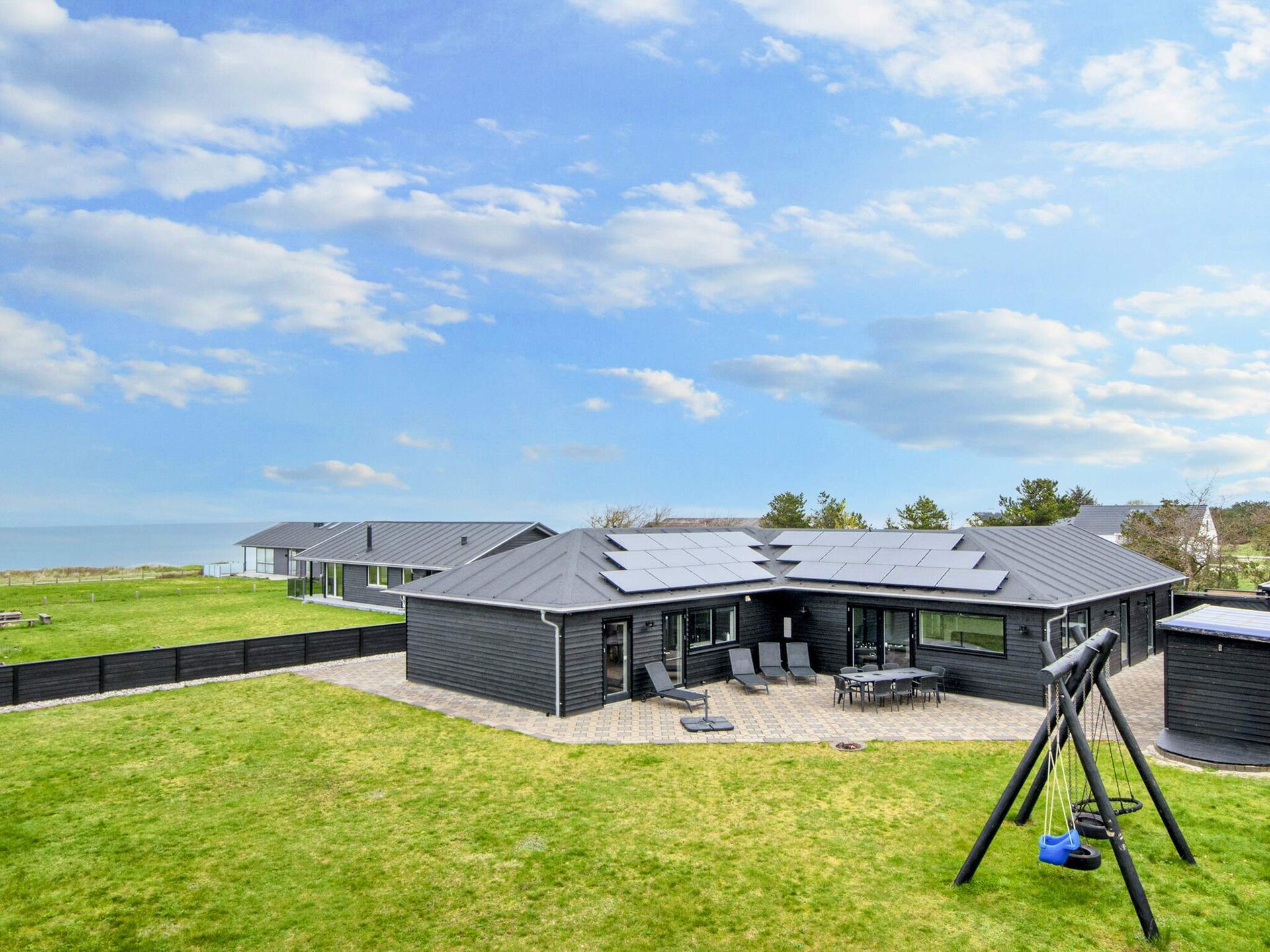 Aan zee: Ruim vakantiehuis in Glesborg met privézwembad - foto 2