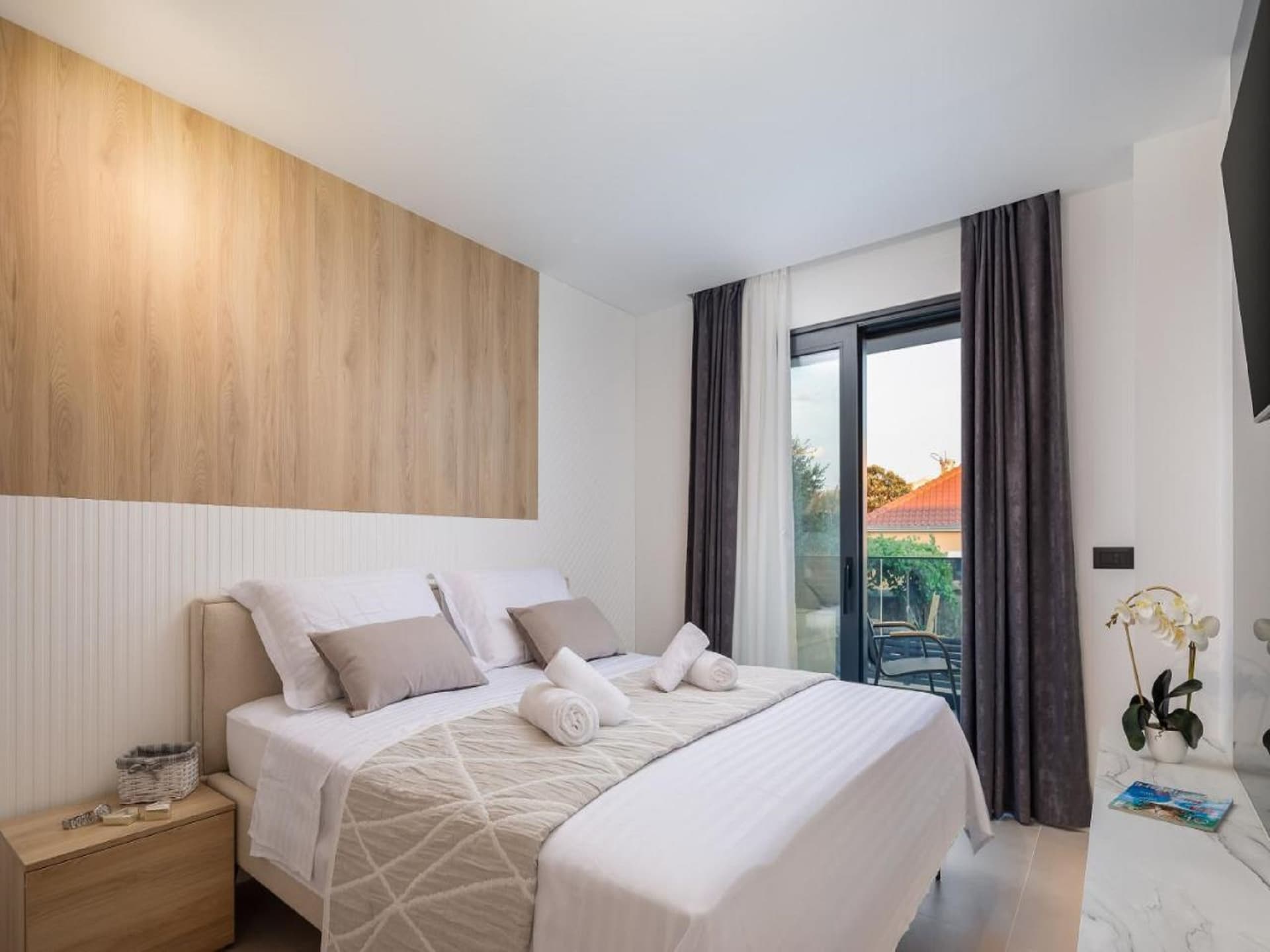 8-persoons luxe villa met privézwembad in Trogir - foto 11