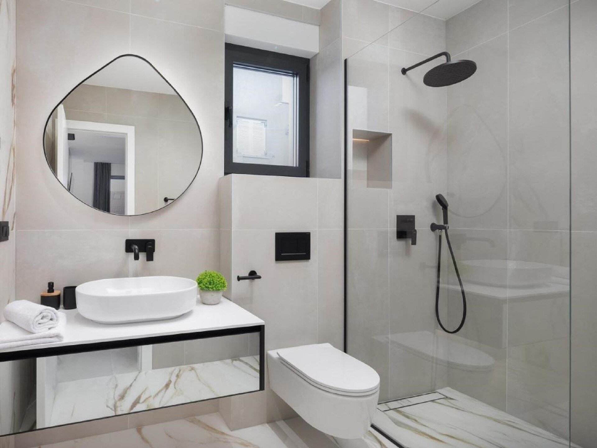 8-persoons luxe villa met privézwembad in Trogir - foto 24