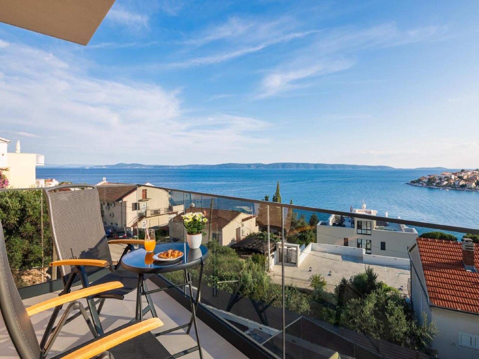 8-persoons luxe villa met privézwembad in Trogir - foto 25