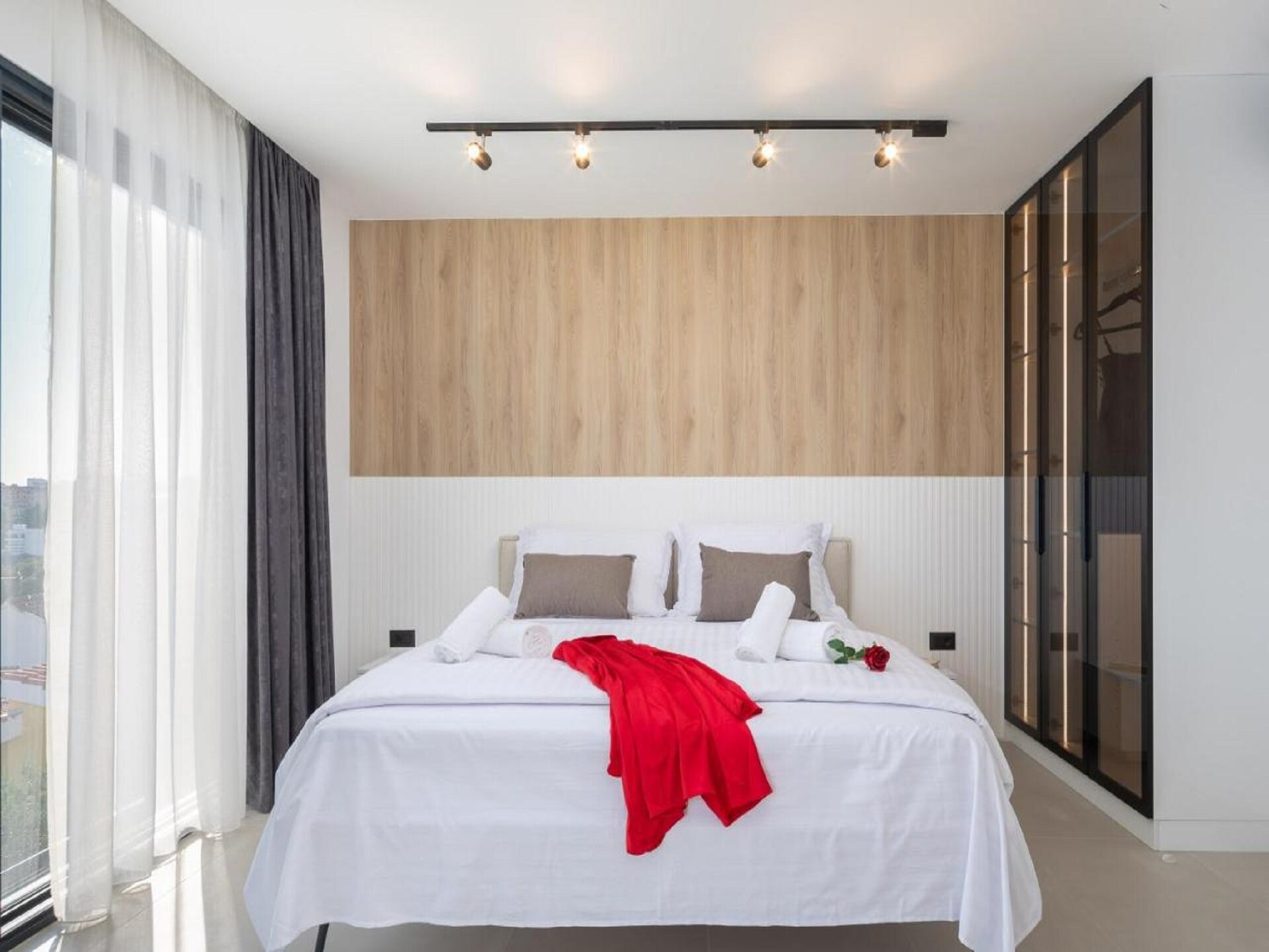 8-persoons luxe villa met privézwembad in Trogir - foto 15