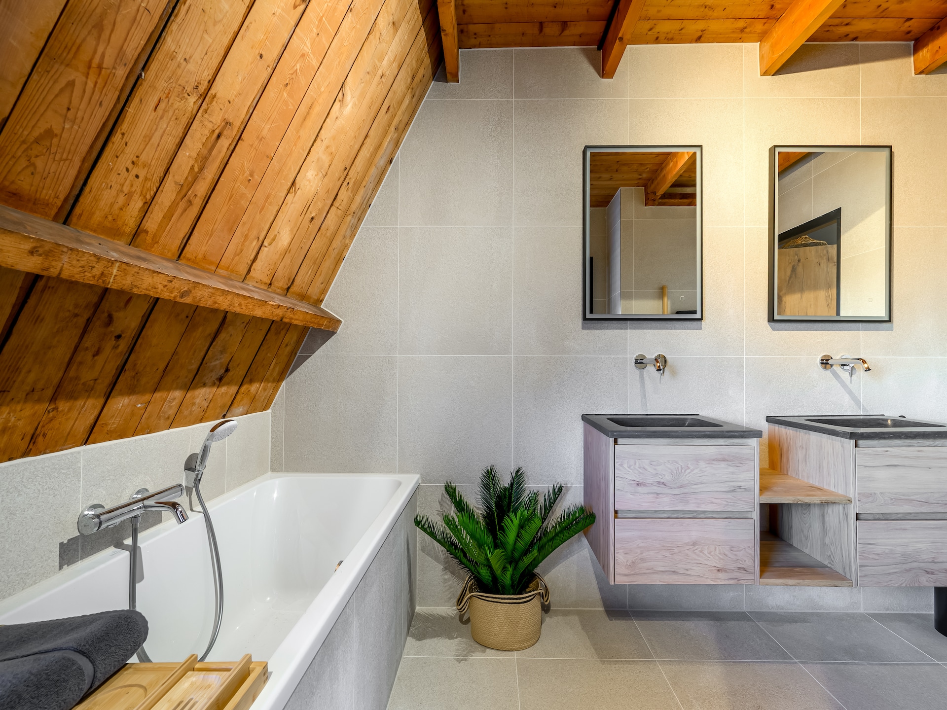 Loft Loopuyt: Riante wellnessloft voor 10 personen in hartje Julianadorp - foto 24
