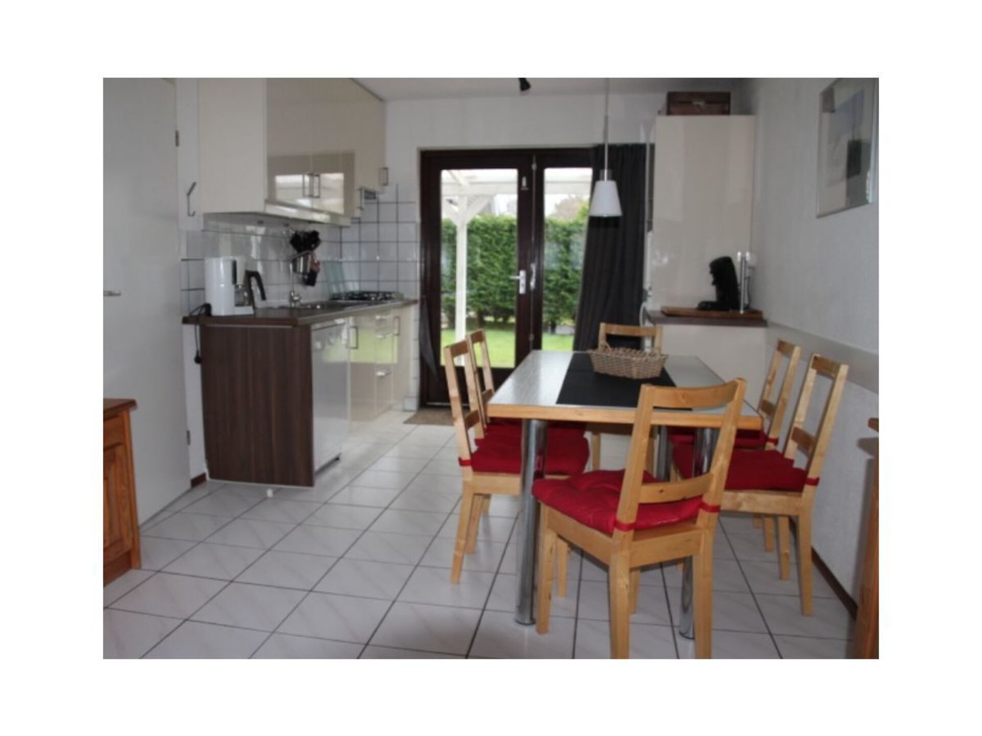 Gezellig vakantiehuis met omheinde tuin, 500m van het strand in Ouddorp - foto 10