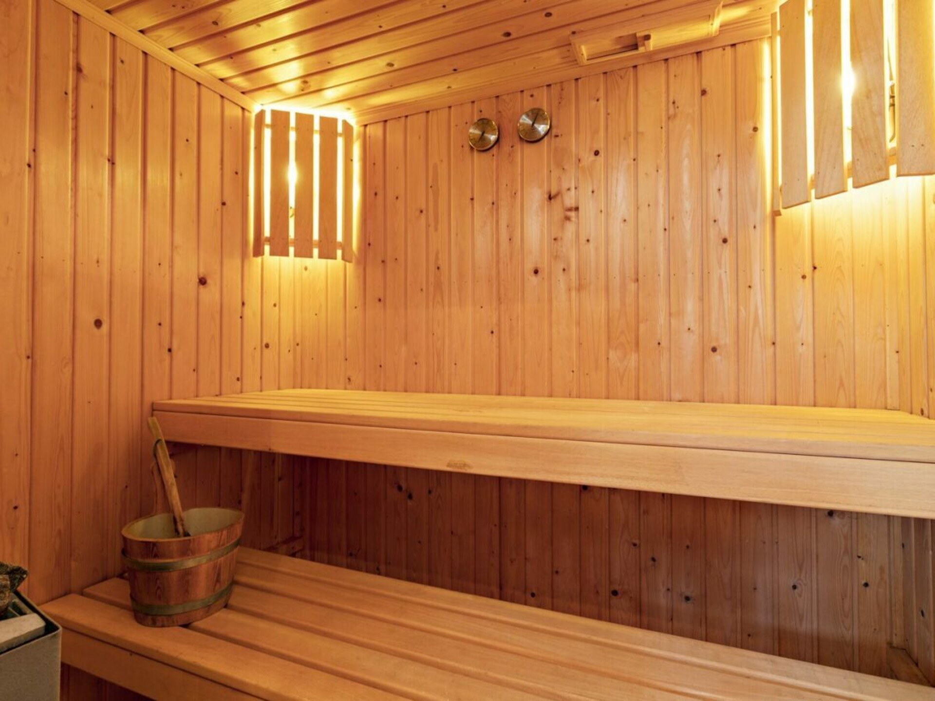 Luxe vakantiehuis met sauna en whirlpool, 20 min van strand Ouddorp - foto 18