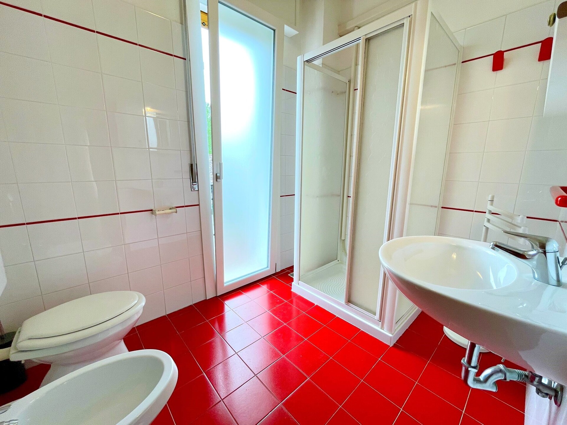 Vrijstaande villa met privétuin en zwembad op 400 meter van zee - foto 37