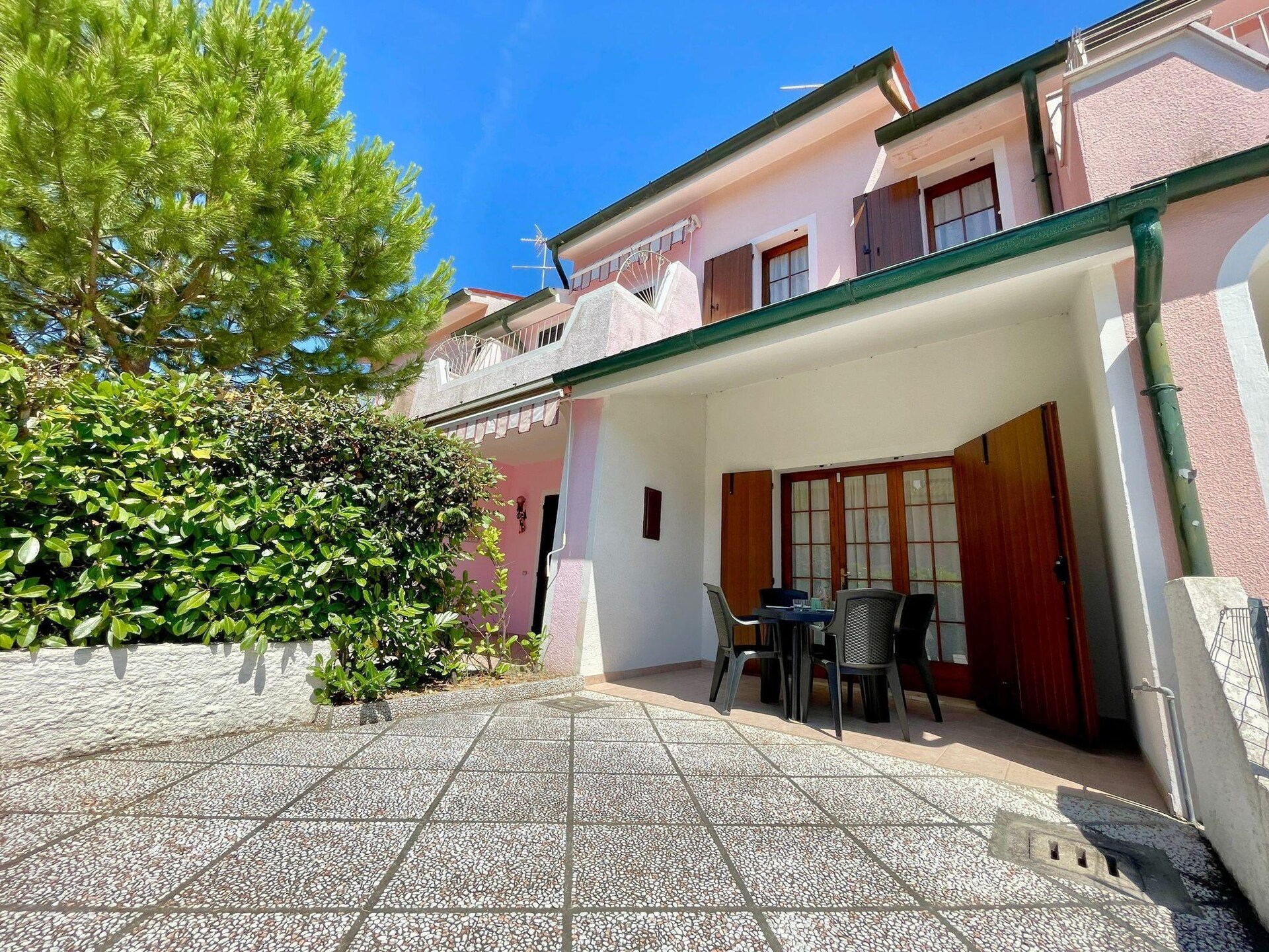 Op 400 m van het strand: ruim vakantiehuis in Porto Santa Margherita - foto 9