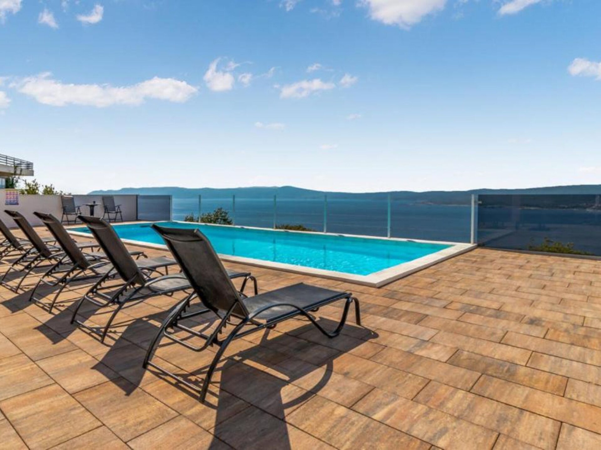 Panoramisch appartement met zeezicht en terras in Crikvenica - foto 50