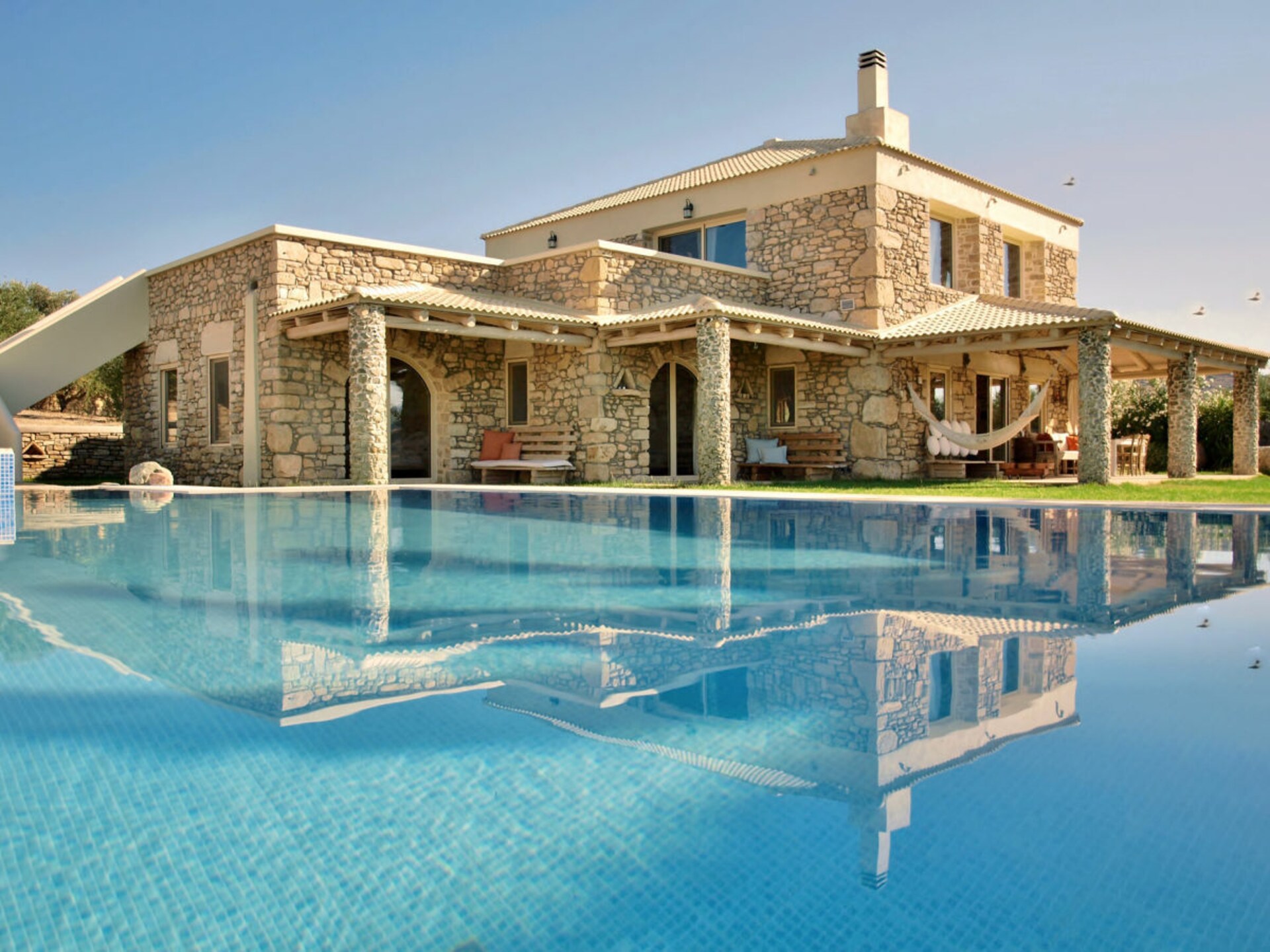Luxe villa op Kreta met verwarmd zwembad, 3 slaapkamers en grote tuin - foto 1