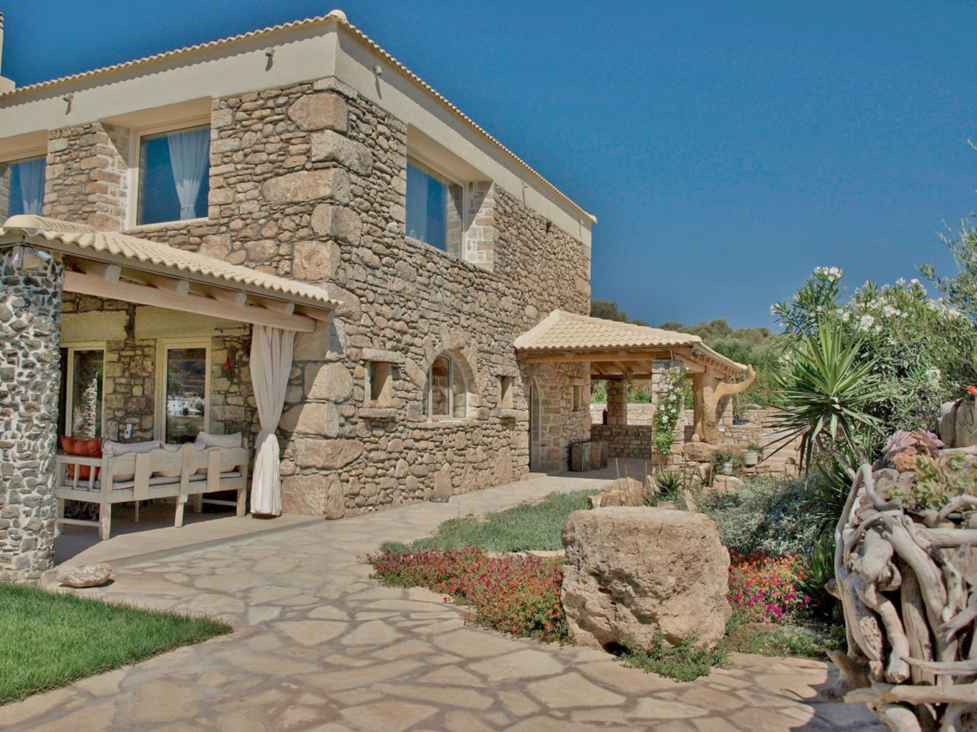 Luxe villa op Kreta met verwarmd zwembad, 3 slaapkamers en grote tuin - foto 5