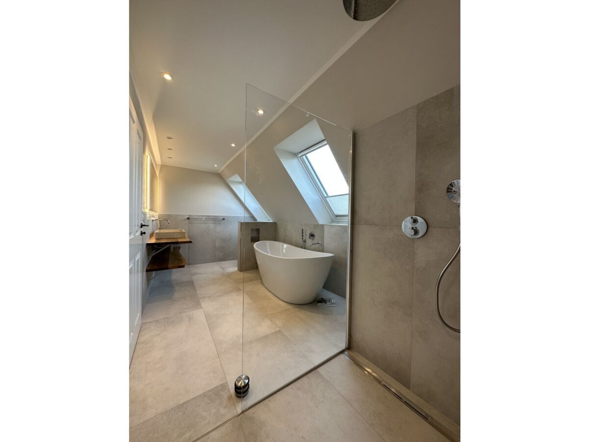 Luxe vakantiehuis voor 10 personen direct aan de dijk in Tönning - foto 28