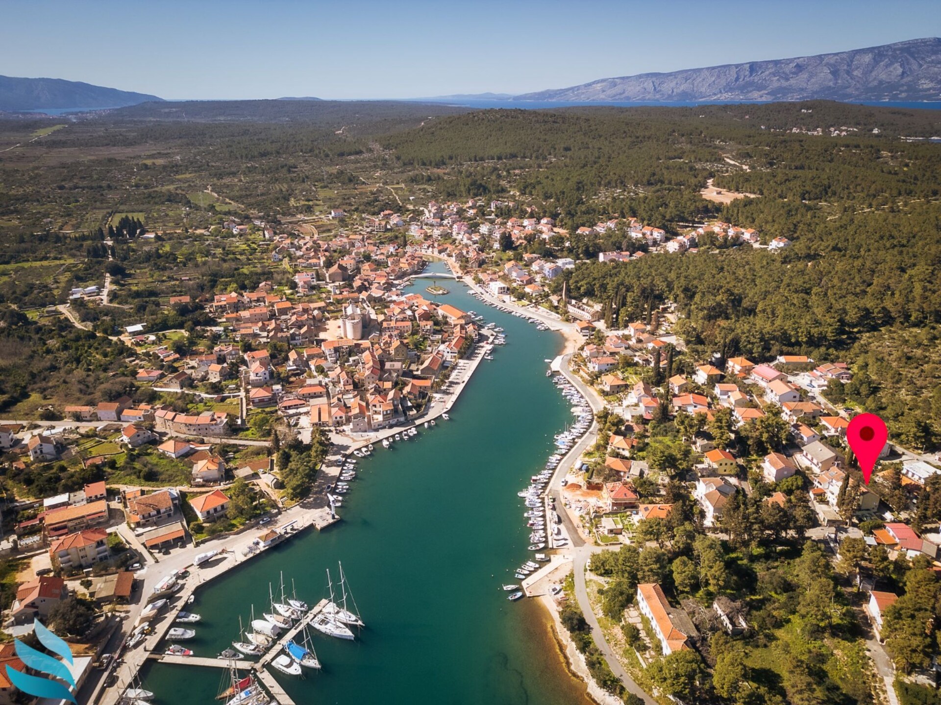 Appartement met zeezicht en terras in Vrboska, op 200 meter van het strand - foto 7