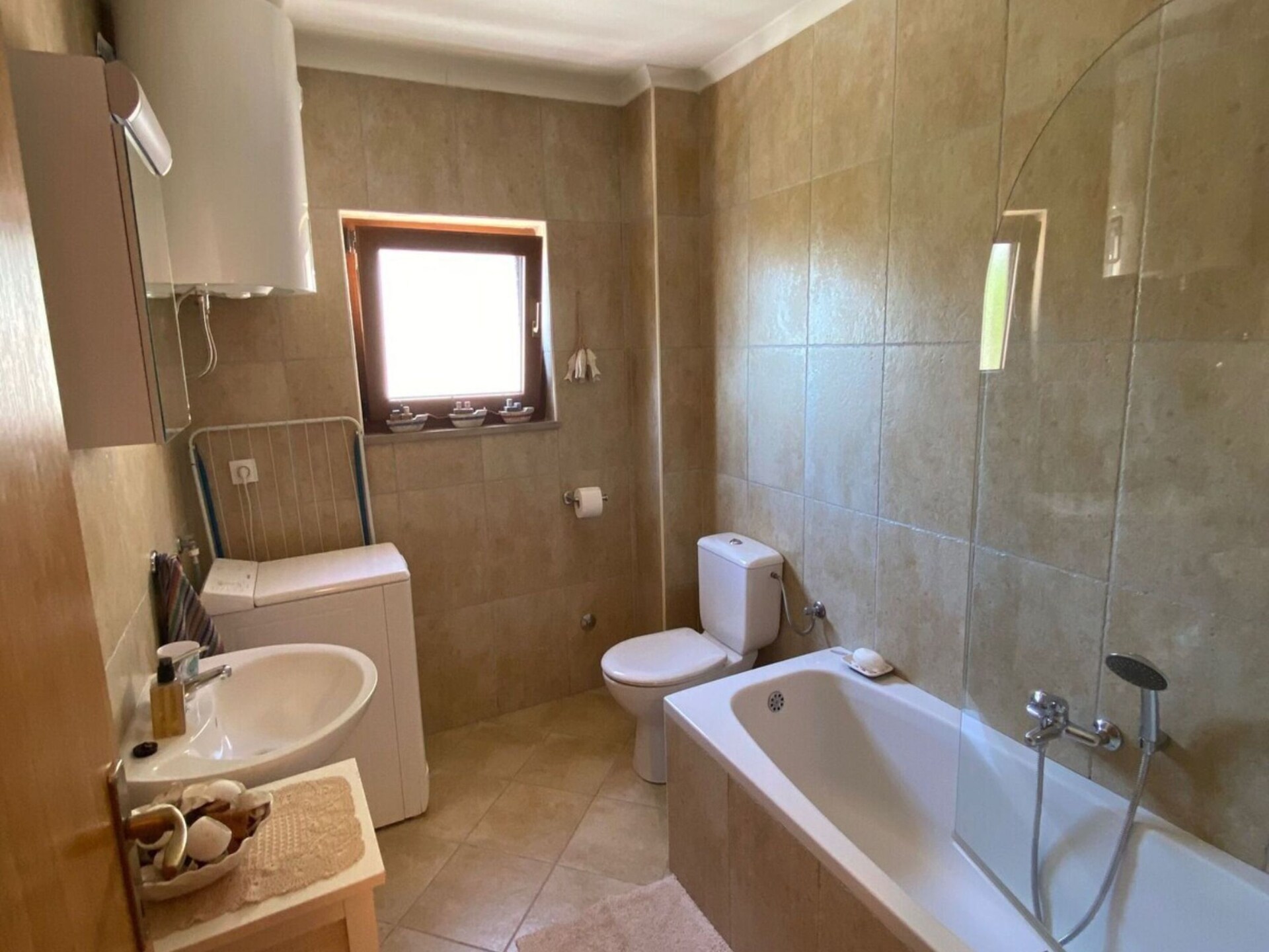Villa Oliva in Gruda: Rustige villa met zwembad en terras - foto 12