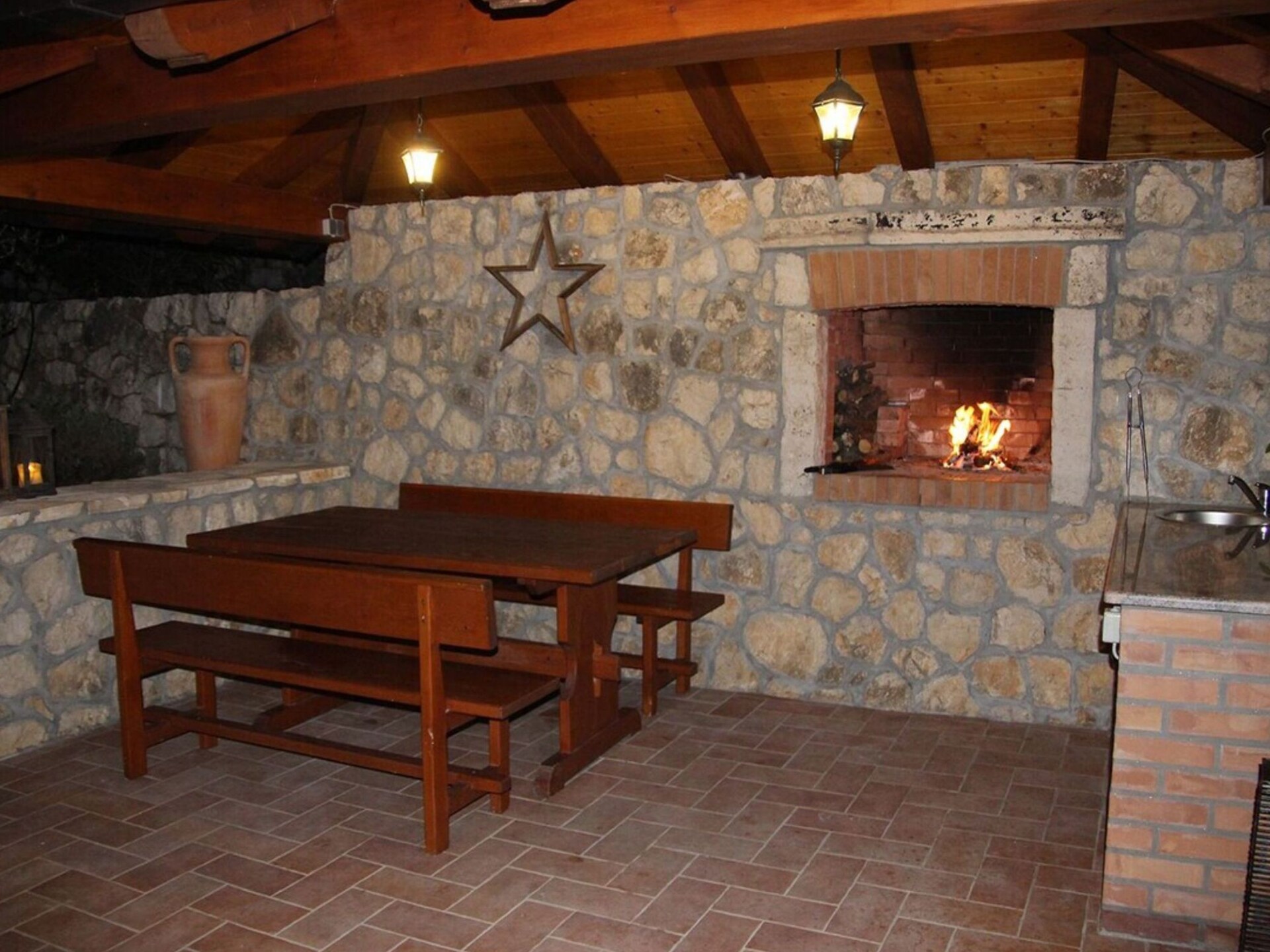 Villa Oliva in Gruda: Rustige villa met zwembad en terras - foto 13