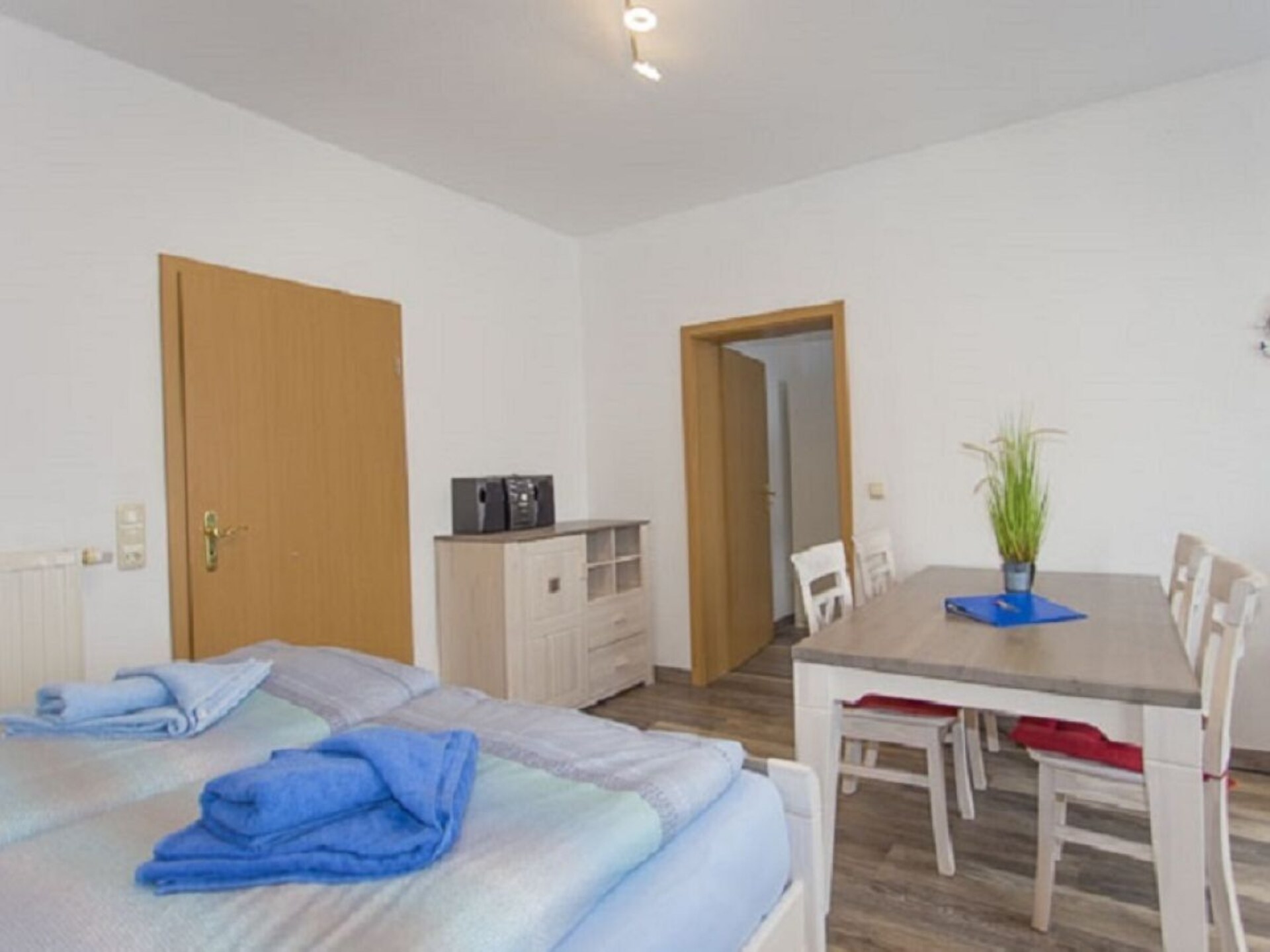 Knus appartement in Sellin, 300m van de Seebrücke en het strand - foto 7