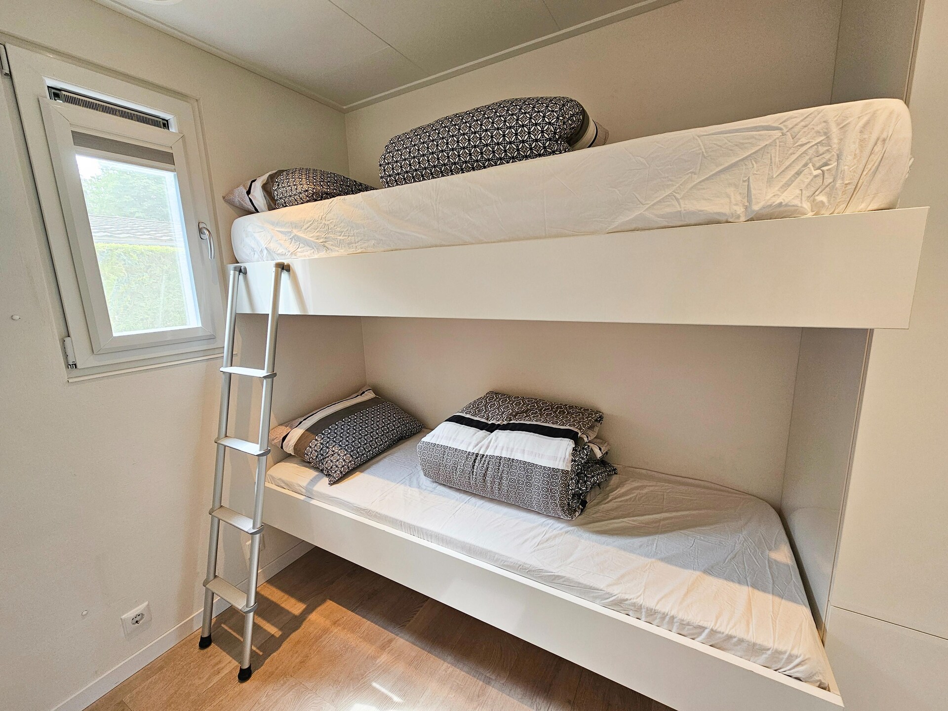 Bamboo House op de Veluwe: wellnessvilla aan rustig water voor 7 personen - foto 16