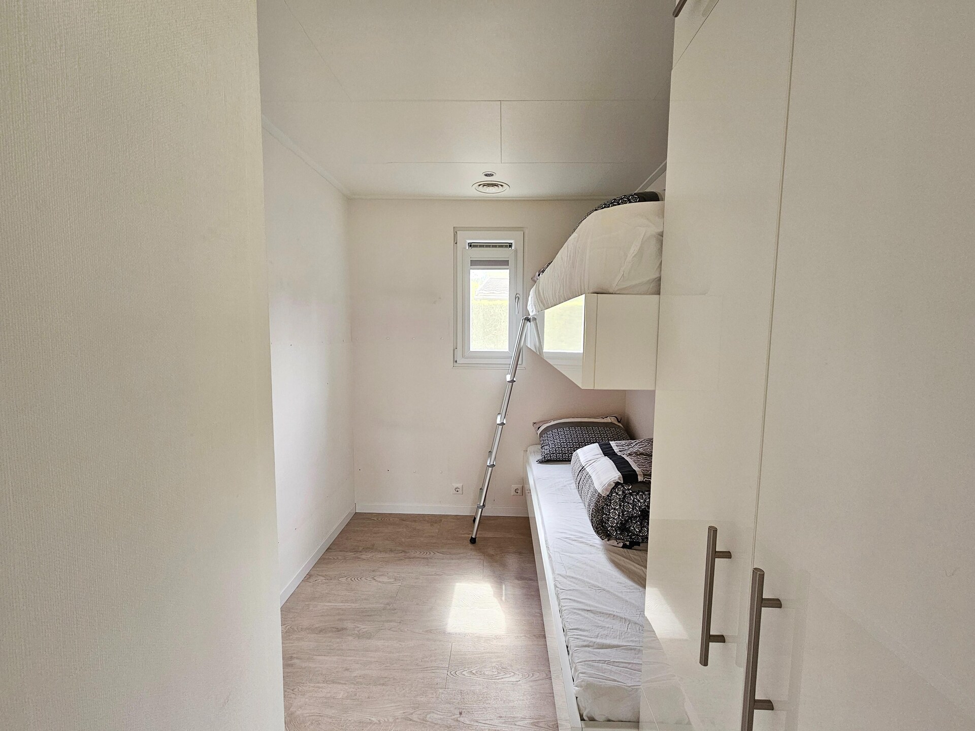 Bamboo House op de Veluwe: wellnessvilla aan rustig water voor 7 personen - foto 17