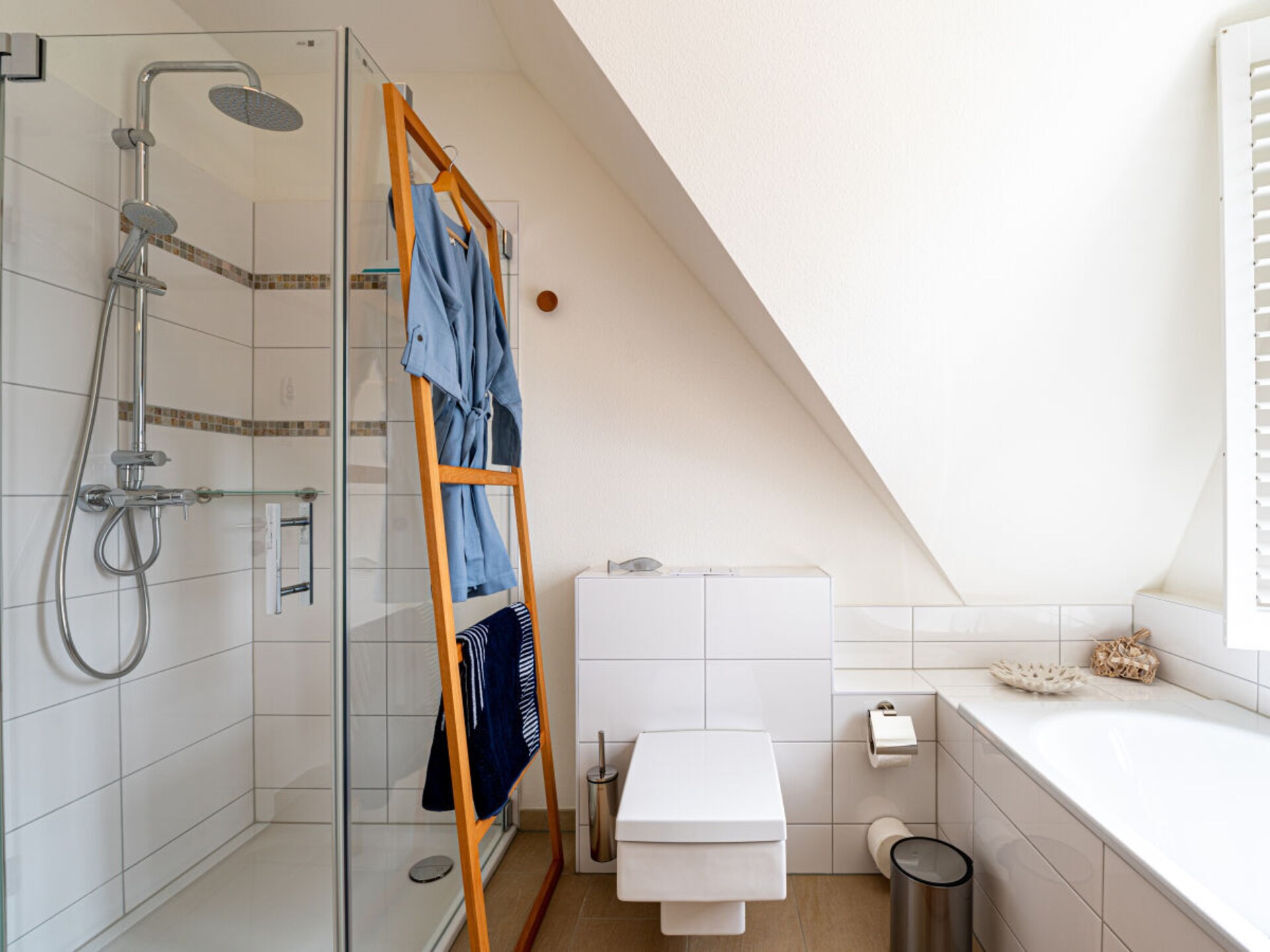 Exclusief rietgedekt vakantiehuis met sauna en zeezicht in Kramerhof - foto 25