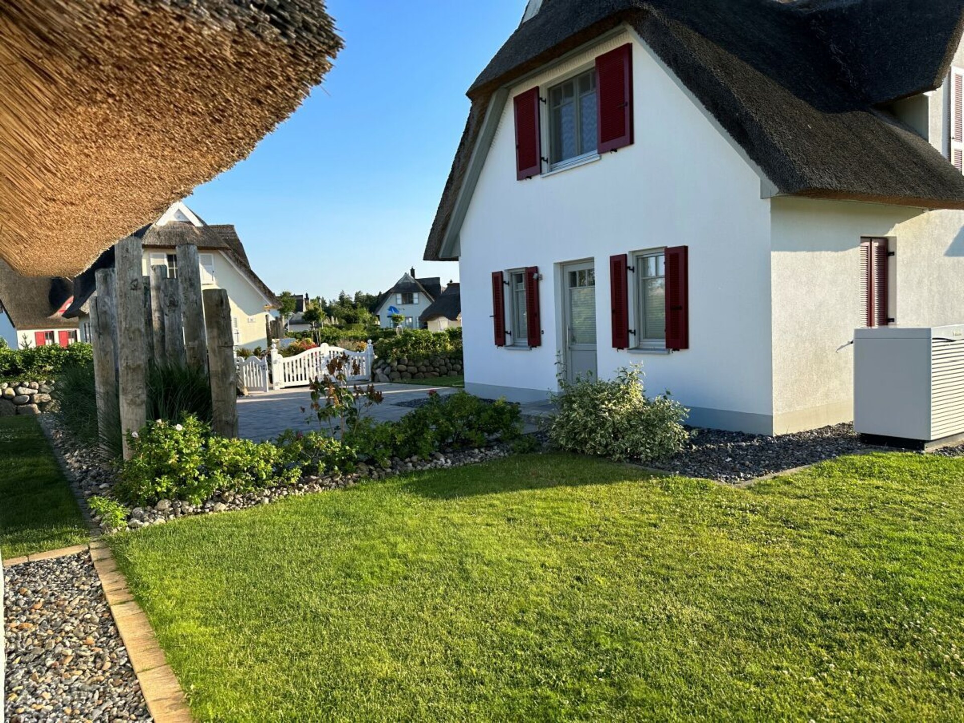 Rietgedekt vakantiehuis aan het water bij Parow met sauna en open haard - foto 11