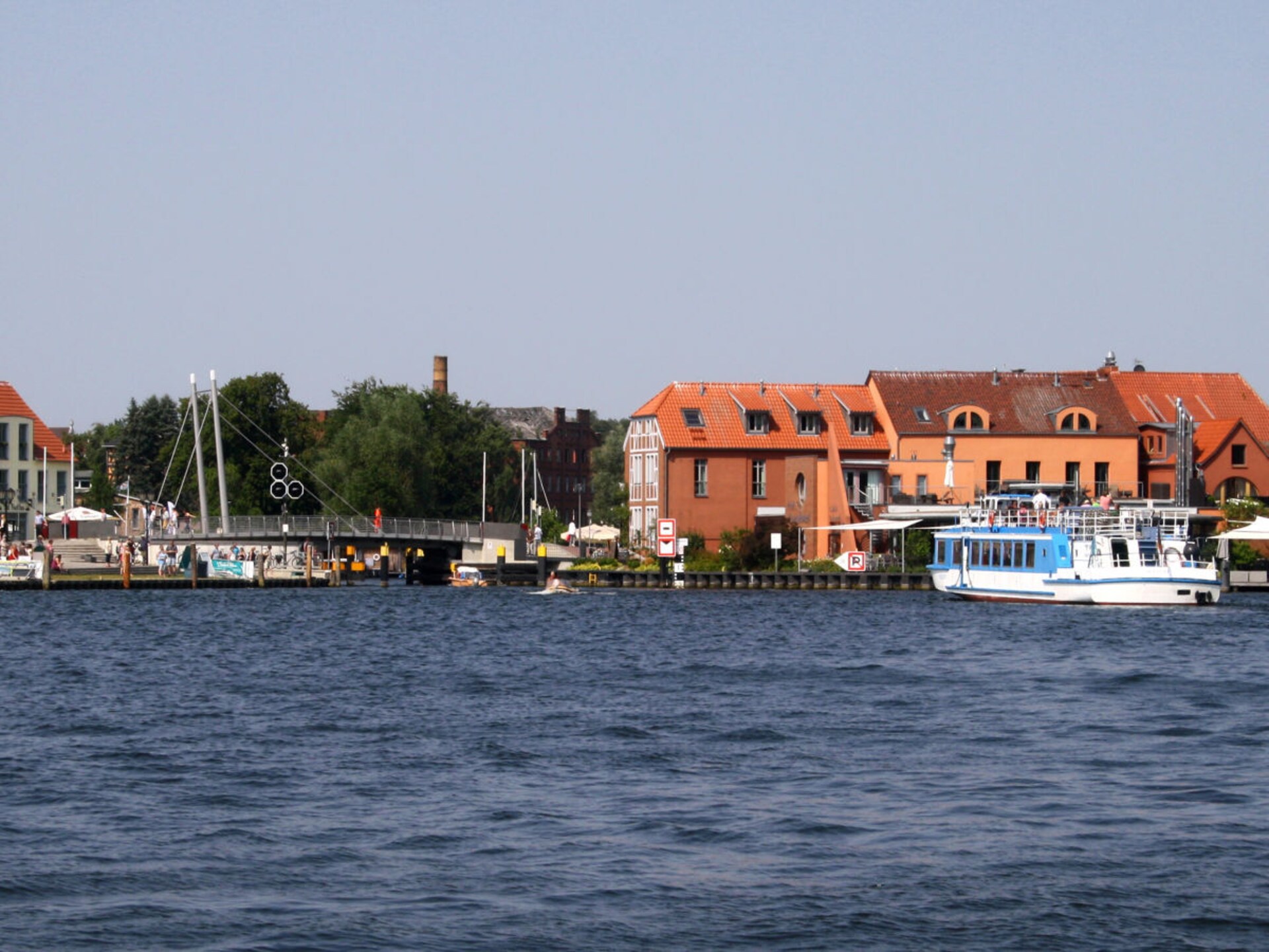 Artistiek Appartement Wohnlust 2 direct aan het Meer in Malchow - foto 17