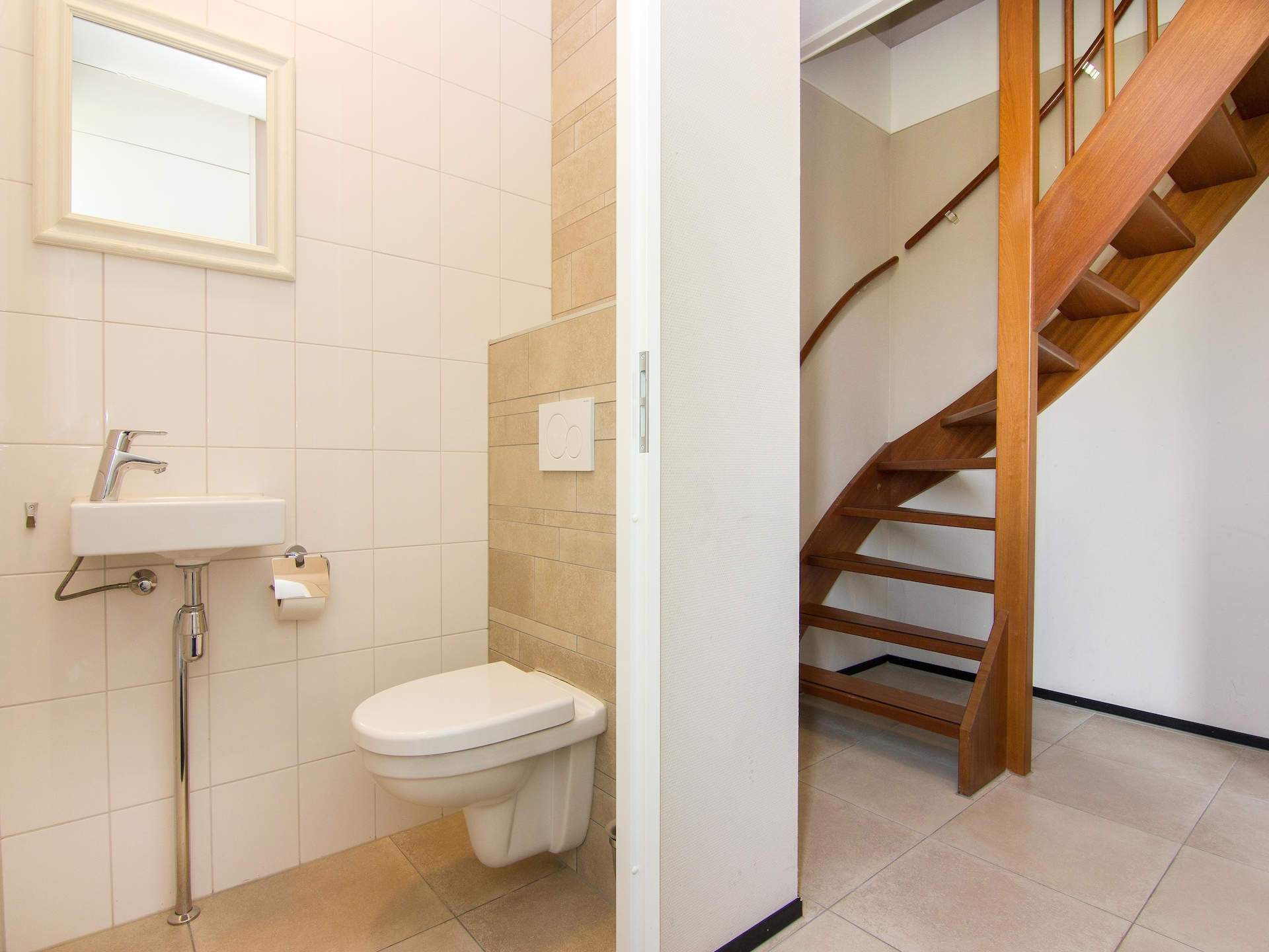 Halfvrijstaand vakantiehuis met tuin, 700m van strand, huisdieren welkom - foto 17
