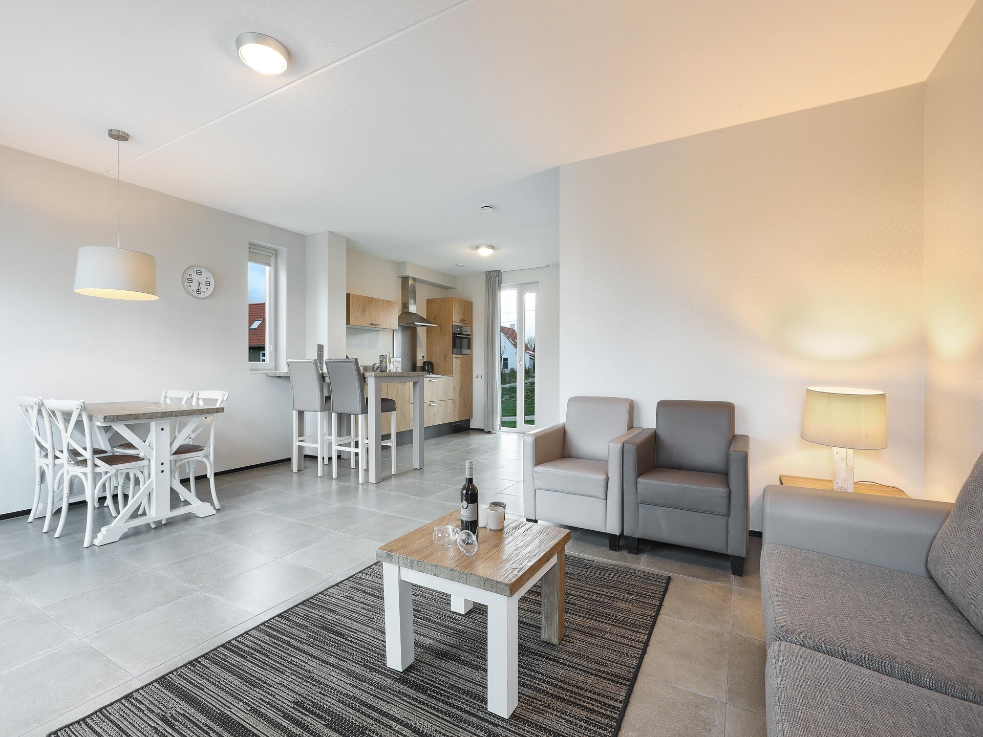 Halfvrijstaand vakantiehuis met tuin, 700m van strand, huisdieren welkom - foto 9