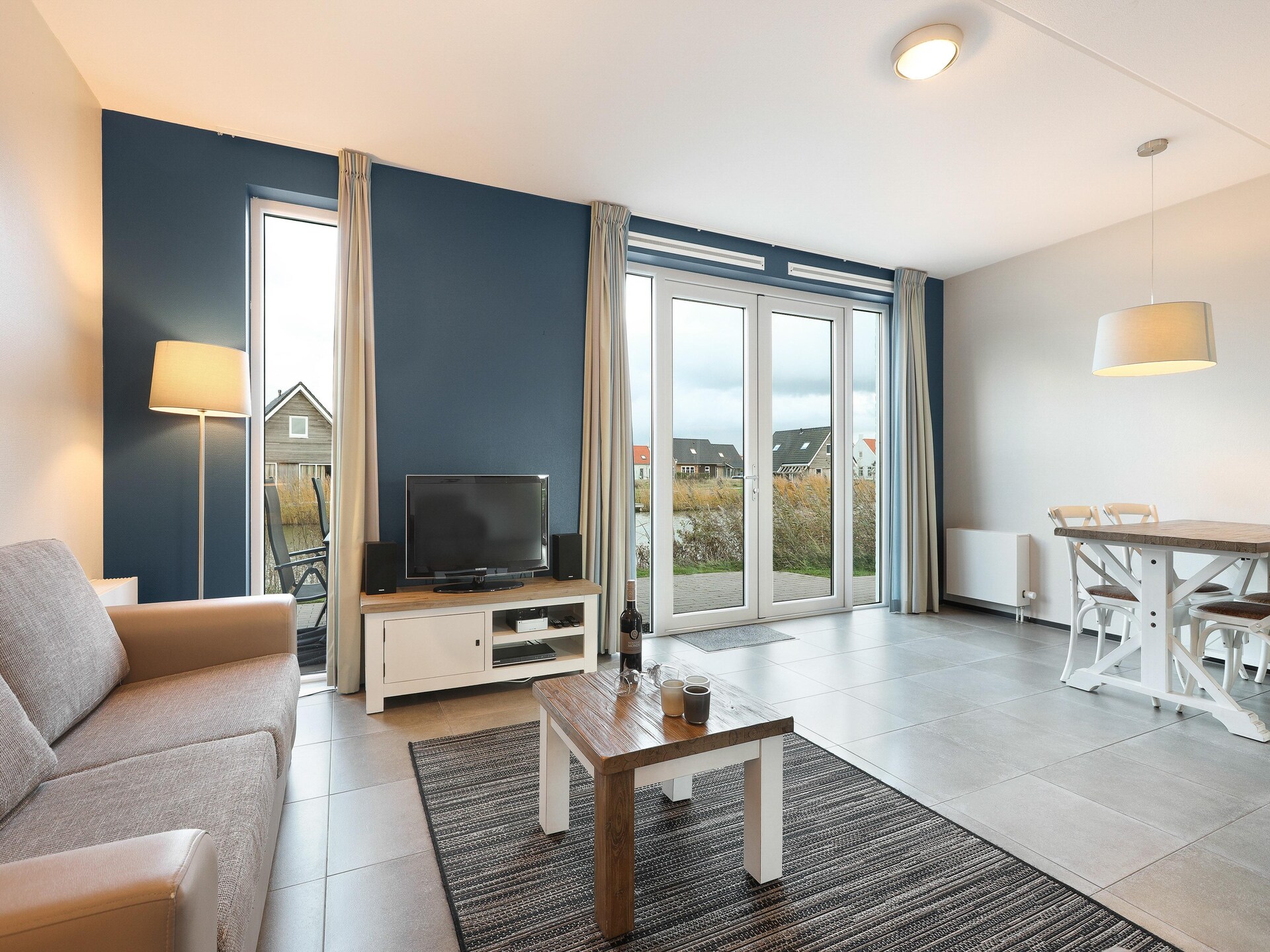 Halfvrijstaand vakantiehuis met tuin, 700m van strand, huisdieren welkom - foto 11