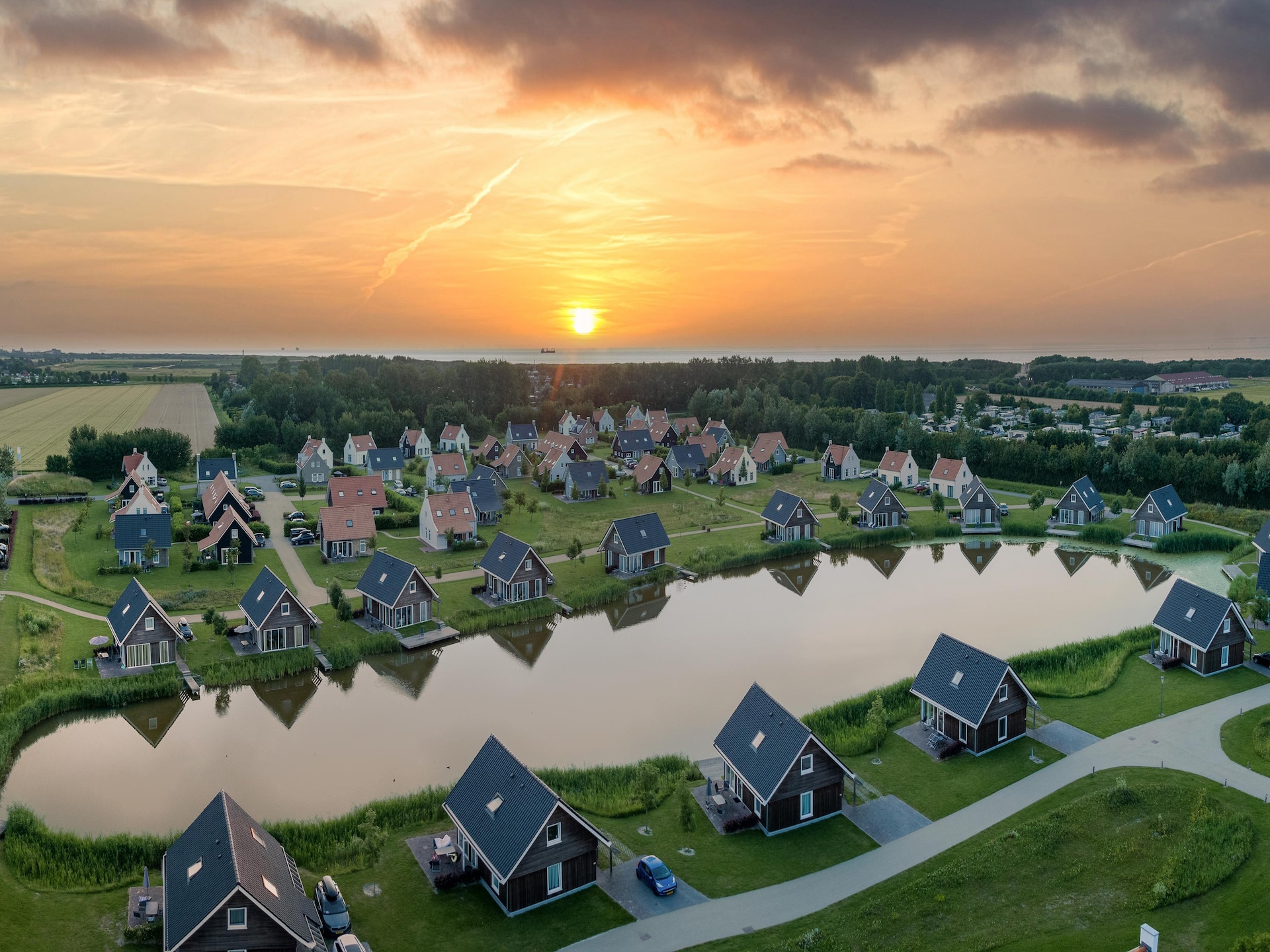 Halfvrijstaand vakantiehuis met tuin, 700m van strand, huisdieren welkom - foto 34