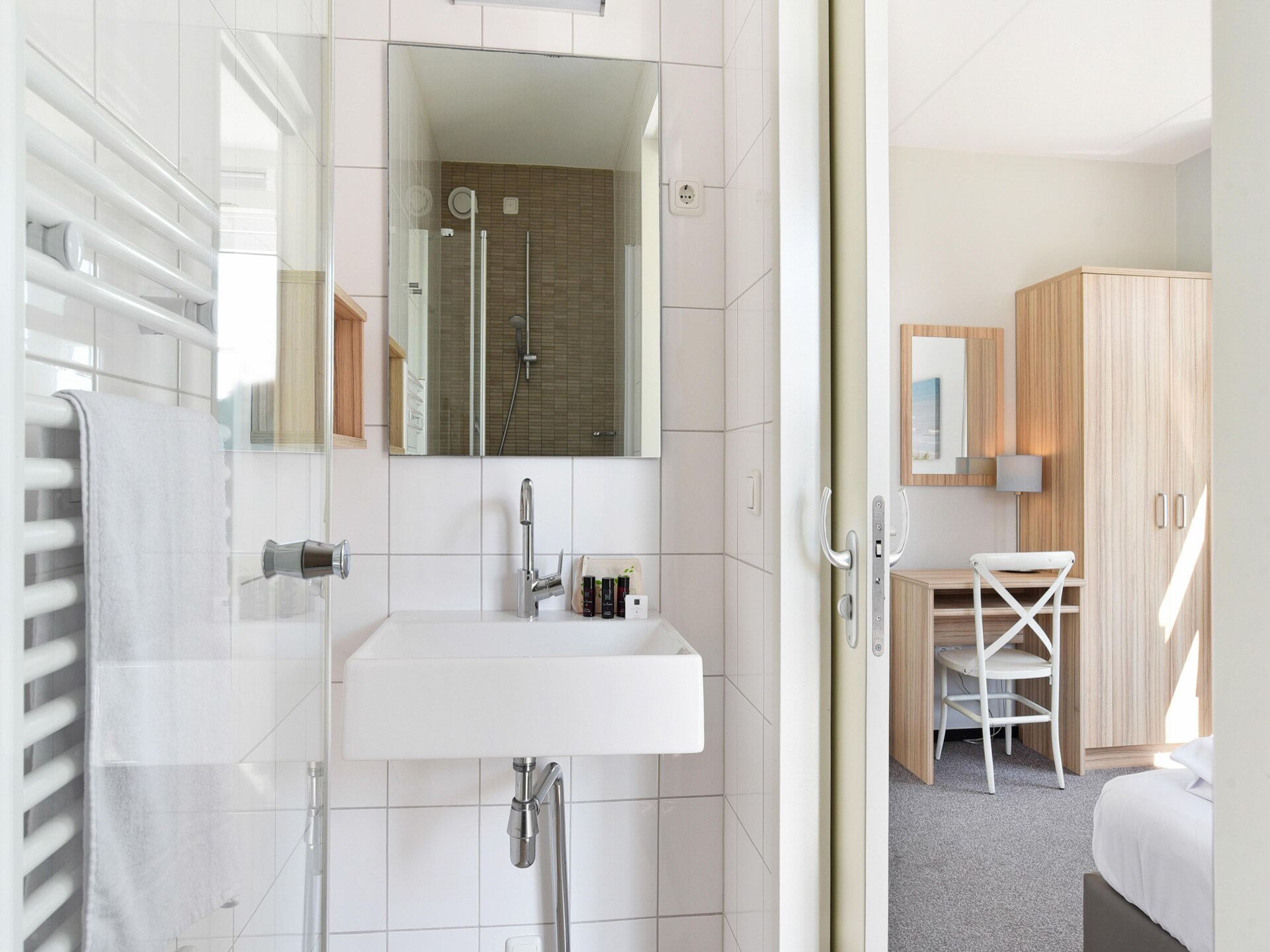 Luxe vakantiehuis met sauna op 700m van het strand in Nieuwvliet - foto 21
