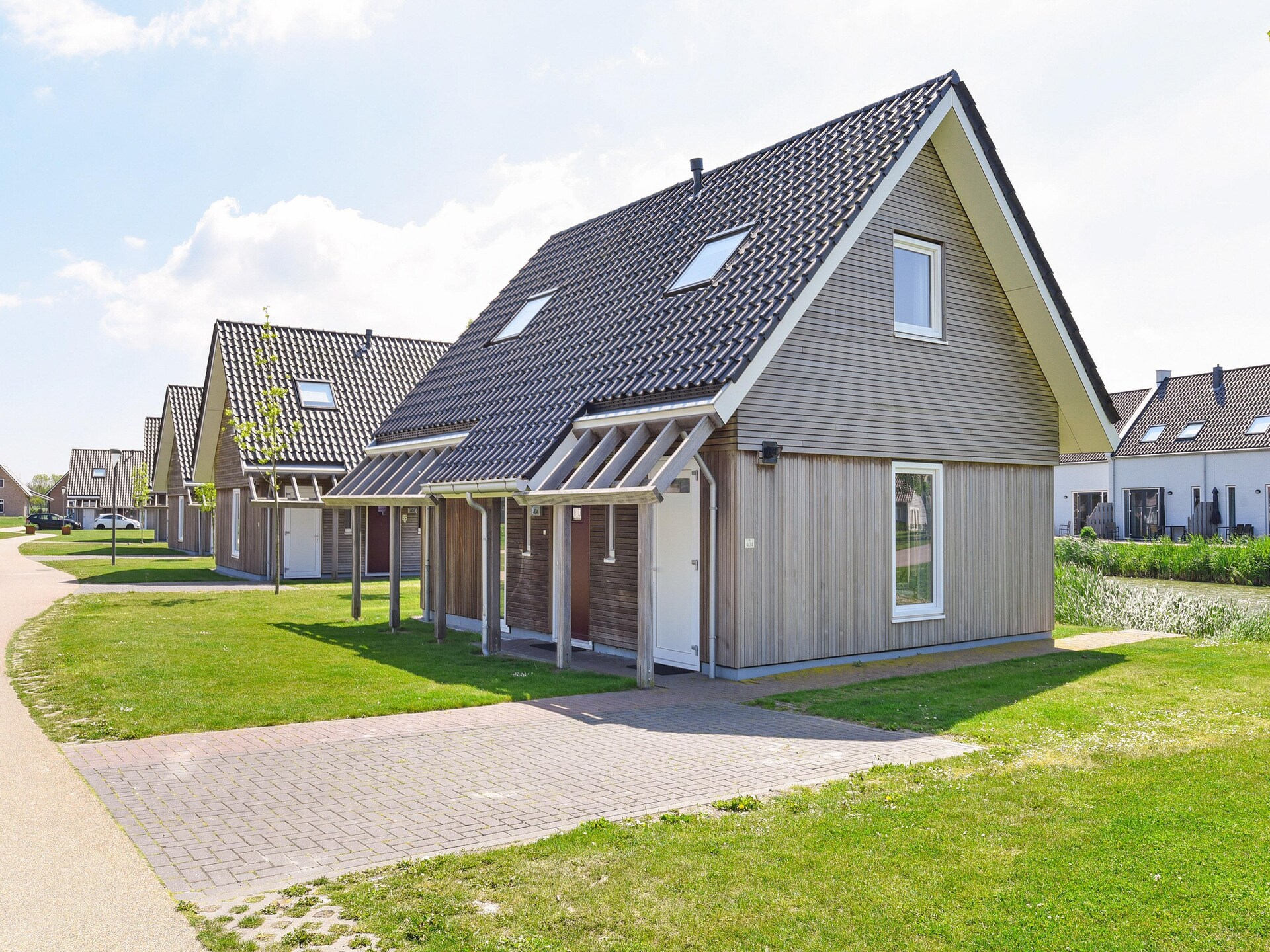 Vrijstaand vakantiehuis aan het water in Nieuwvliet, 700m van strand - foto 19