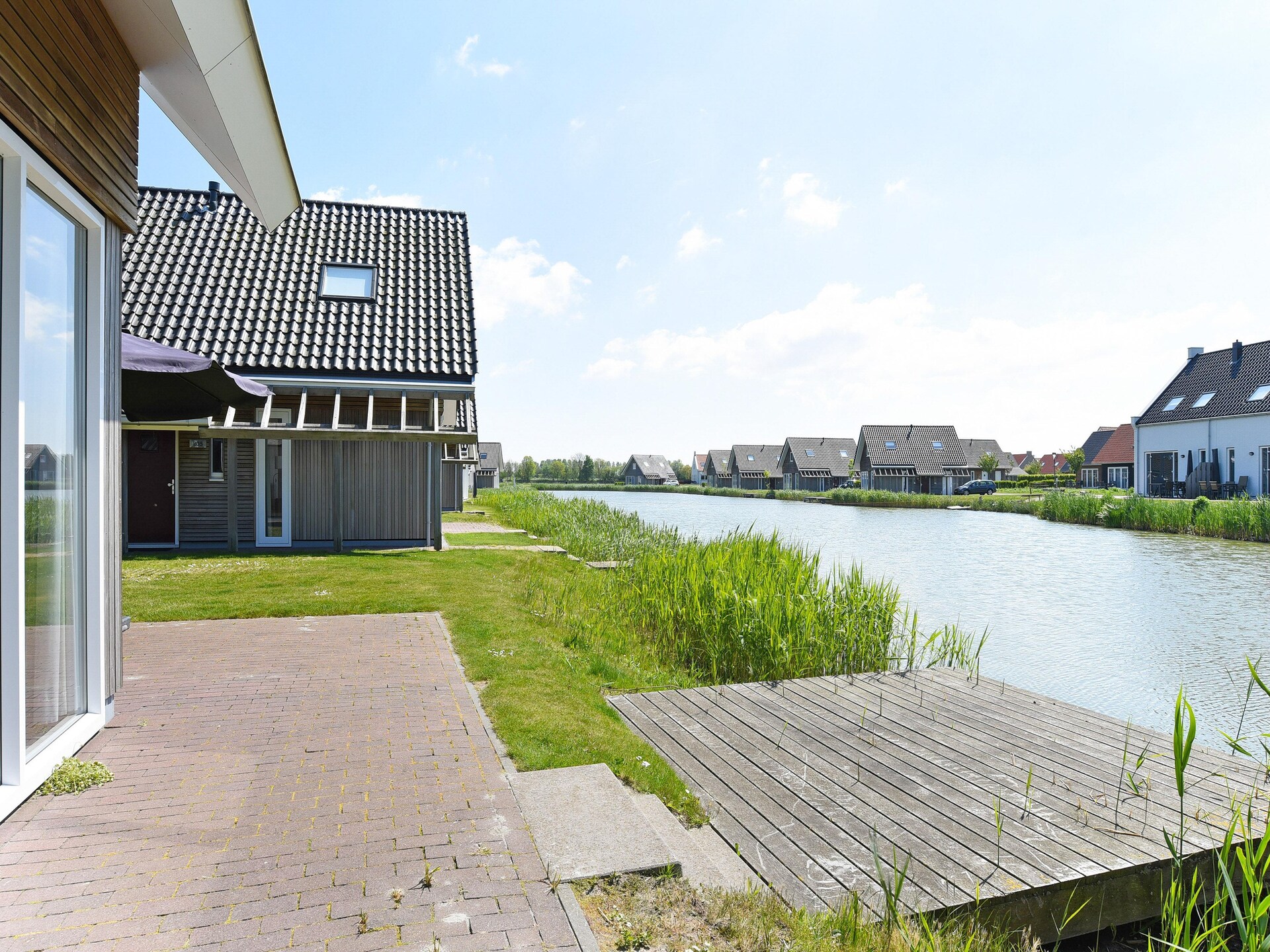 Vrijstaand vakantiehuis aan het water in Nieuwvliet, 700m van strand - foto 22