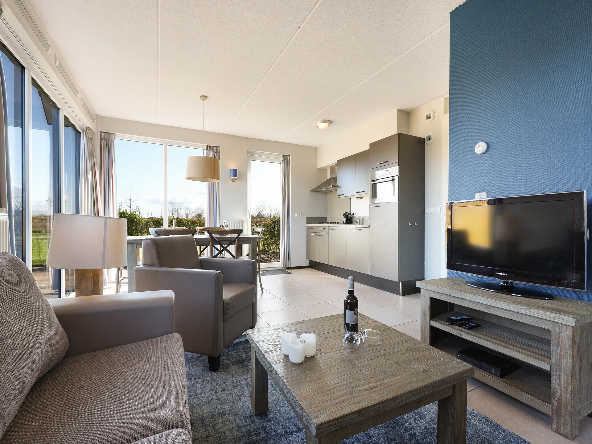 Vrijstaand vakantiehuis aan het water in Nieuwvliet, 700m van strand - foto 11