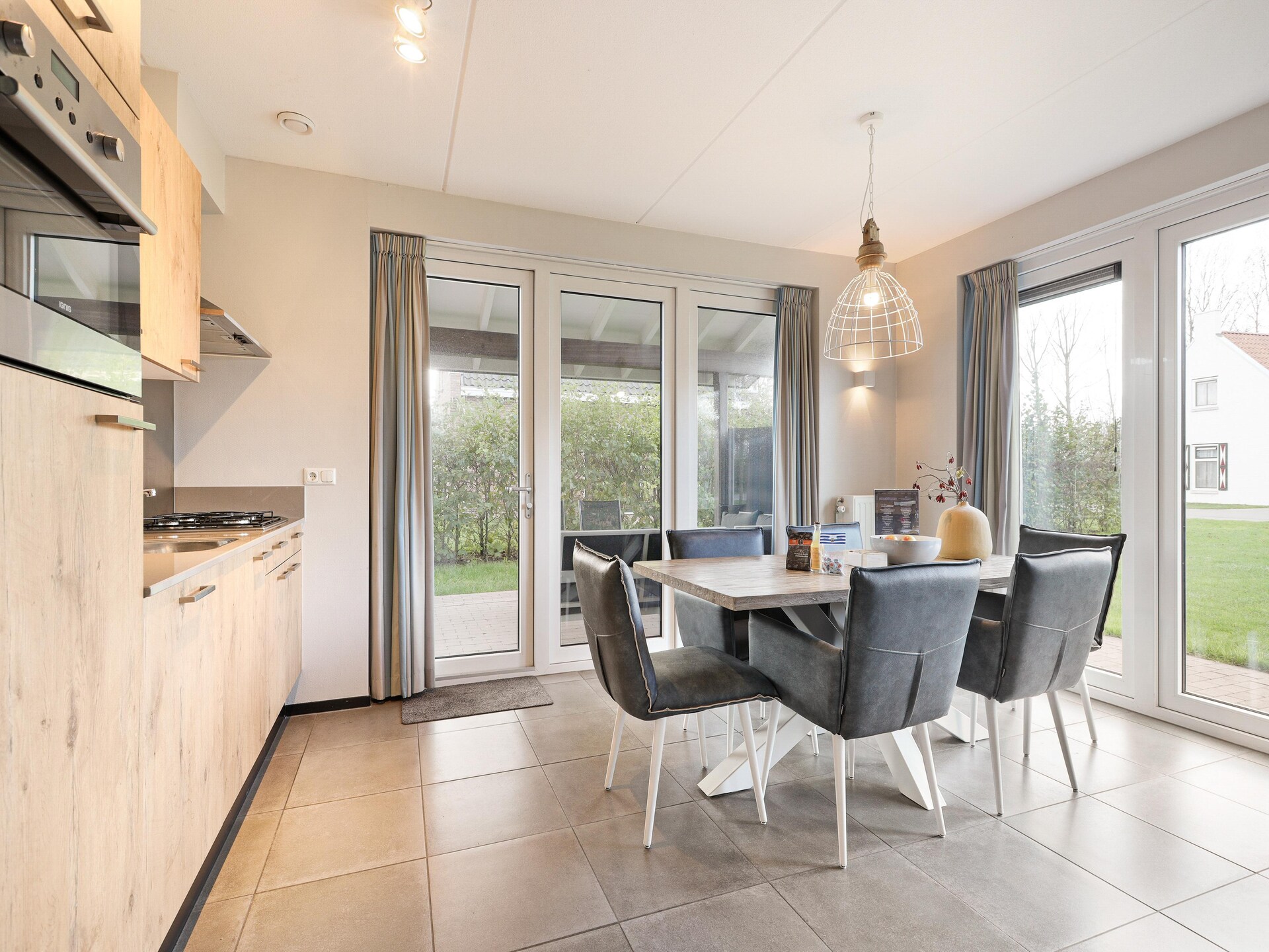 Luxe vrijstaand vakantiehuis met sauna, 700m van strand Nieuwvliet-Bad - foto 19