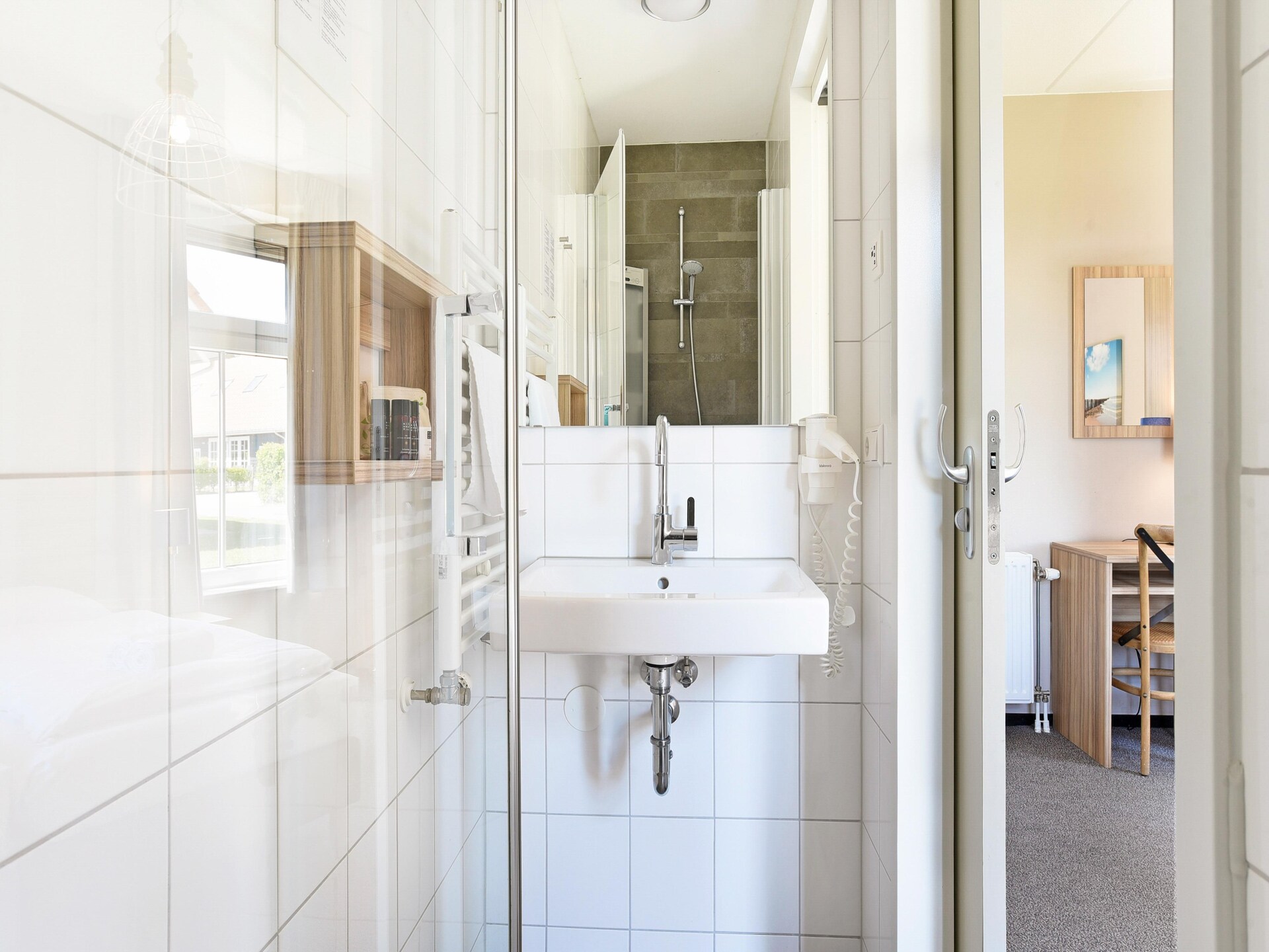 Luxe vrijstaand vakantiehuis met sauna op 700m van zee in Nieuwvliet - foto 24
