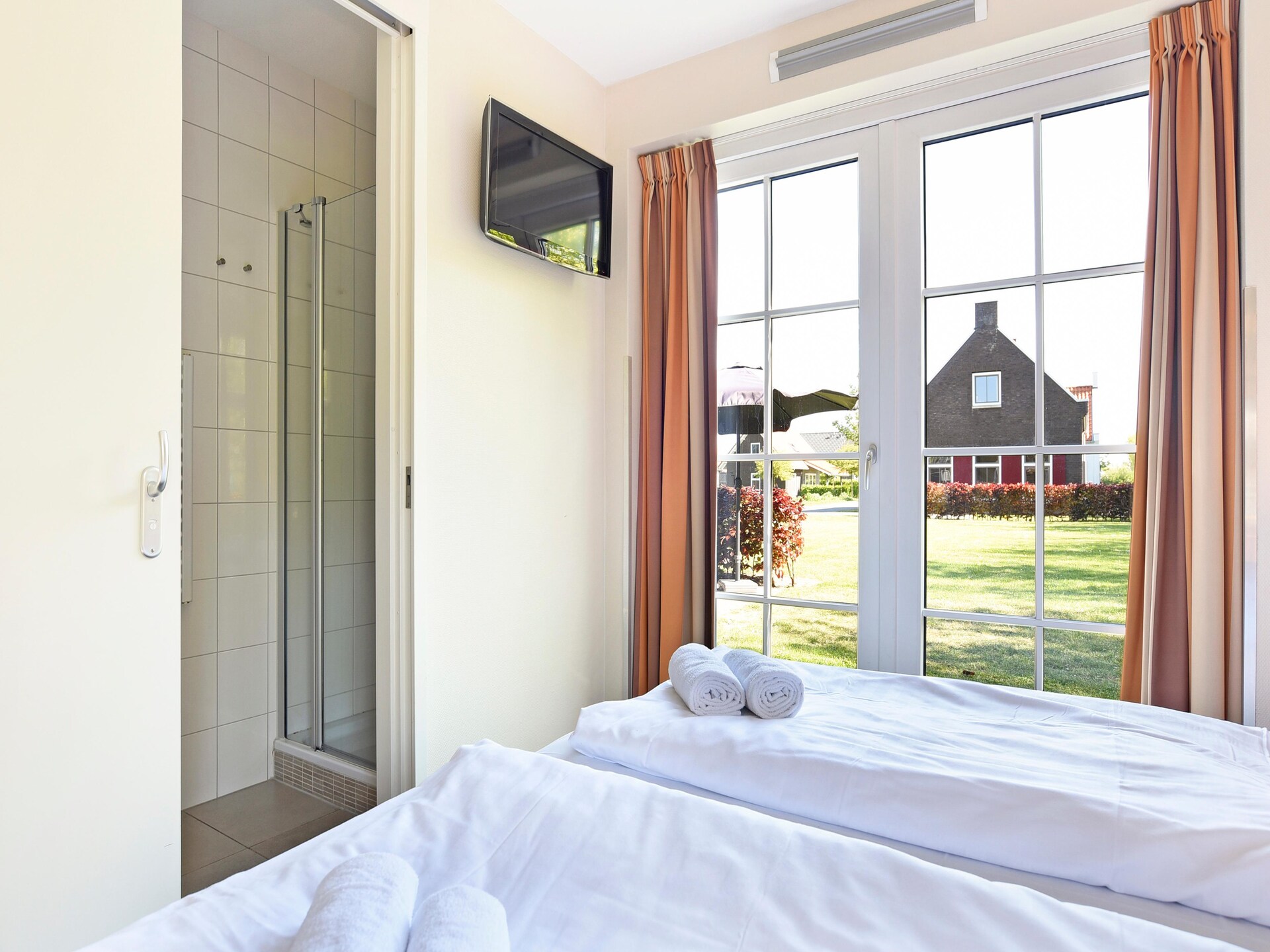 Vrijstaande villa met hond, 700m van strand, 4 slaapkamers, Nieuwvliet - foto 14
