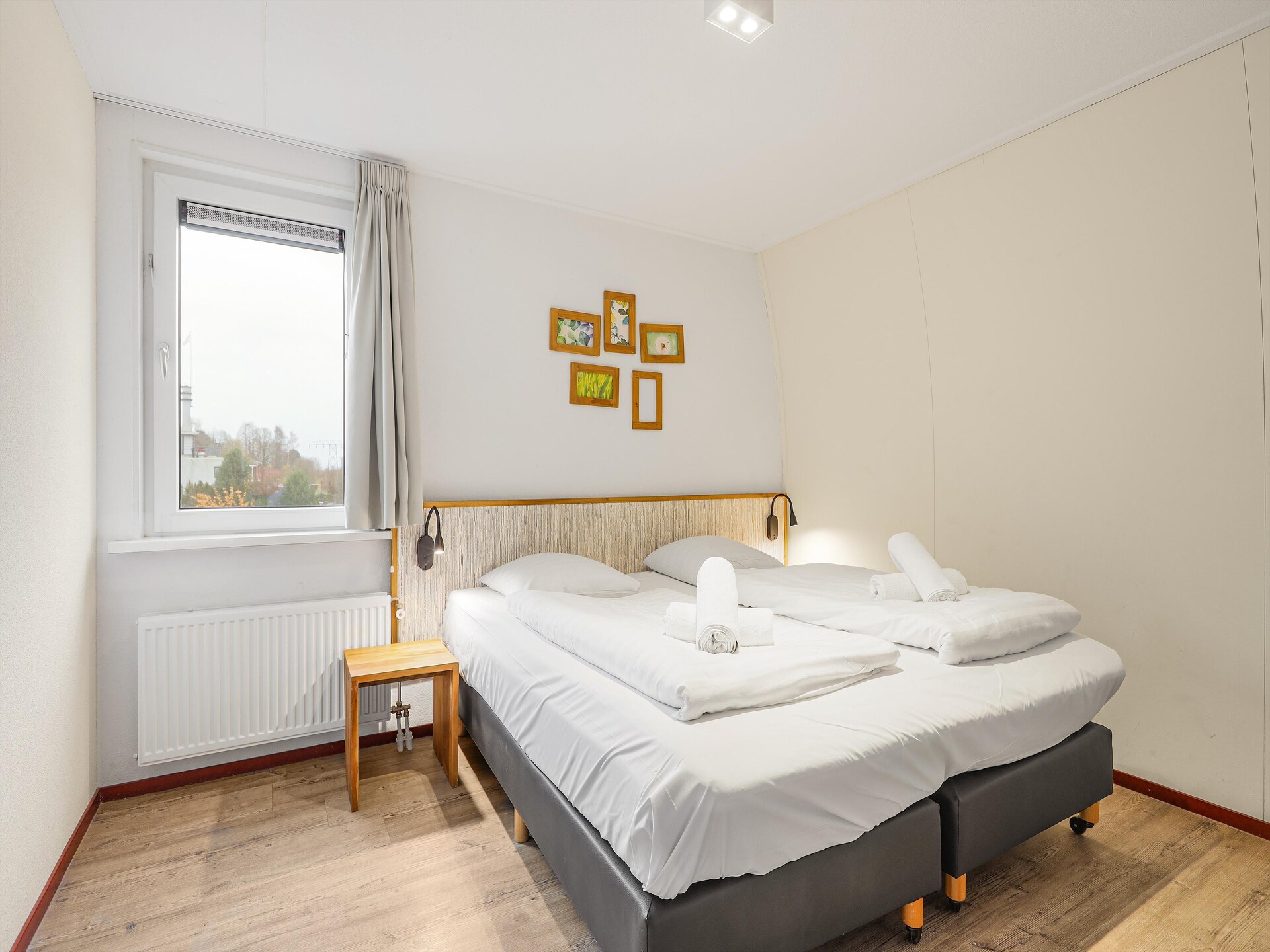 Luxe vakantiehuis met privé zwembad aan water op Waterpark De Bloemert - foto 9