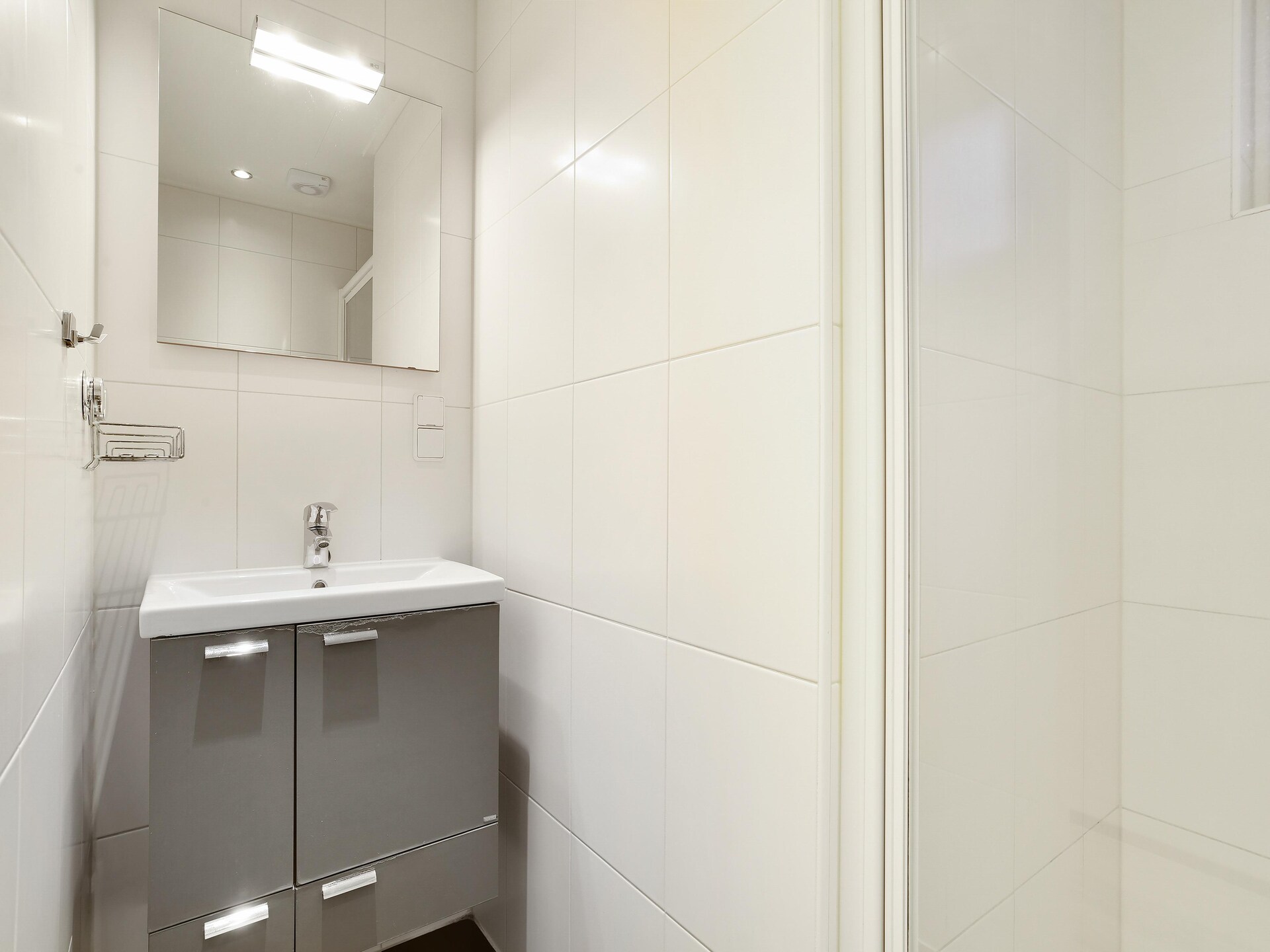 Vrijstaand waterchalet aan het Zuidlaardermeer in Drenthe - foto 9