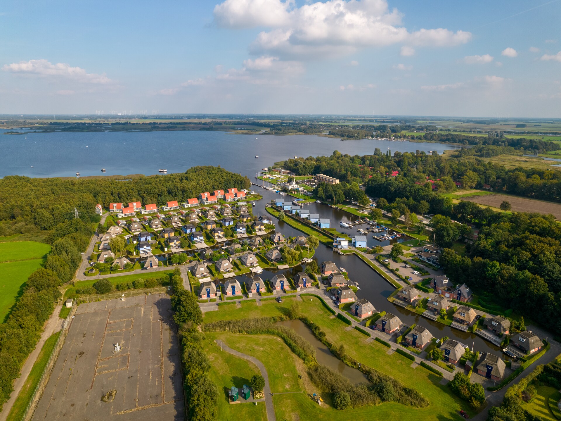 Vrijstaand vakantiehuis aan het water op Waterpark De Bloemert - foto 15