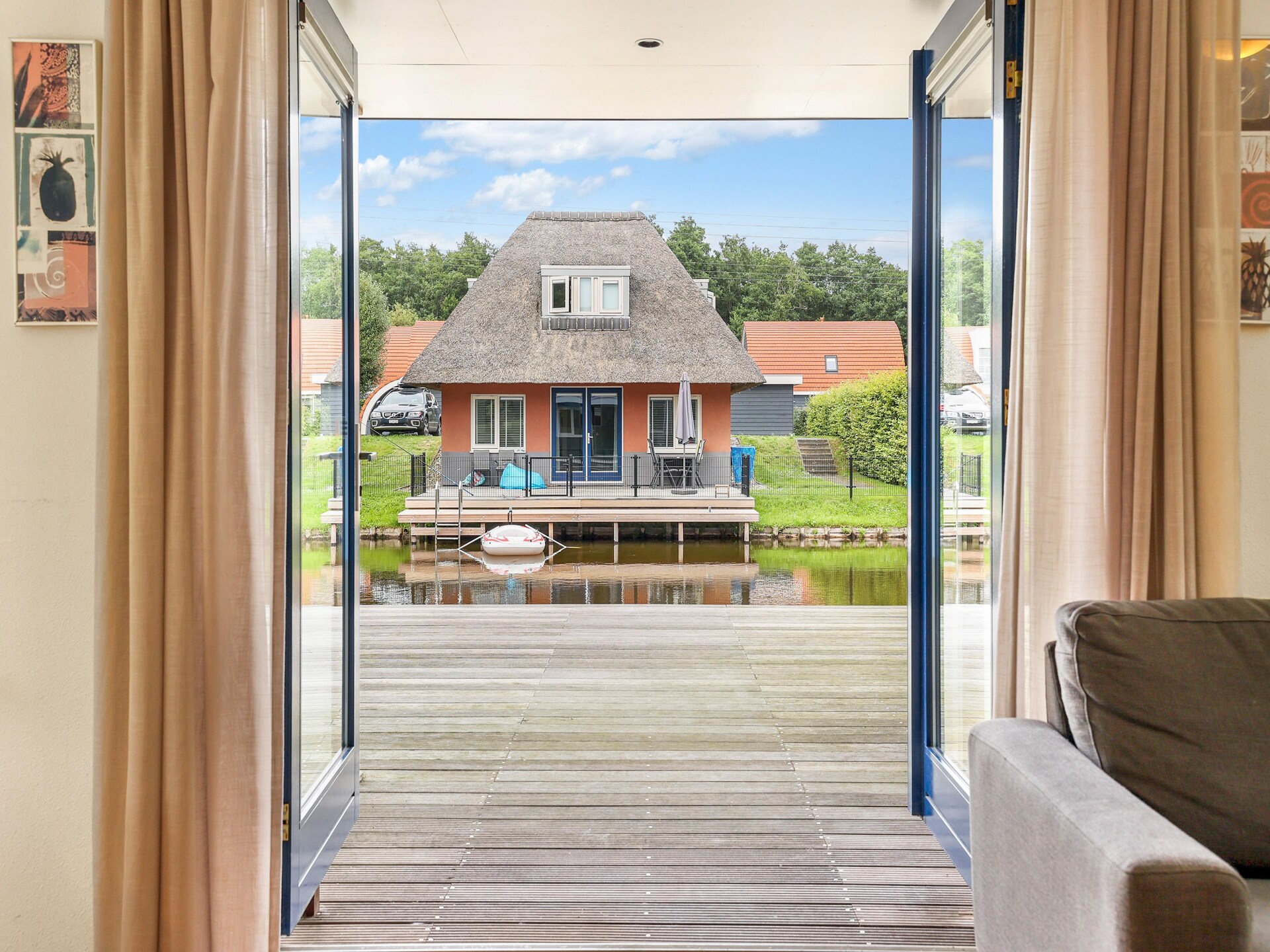 Vrijstaand vakantiehuis aan het water met sauna op Waterpark De Bloemert - foto 9