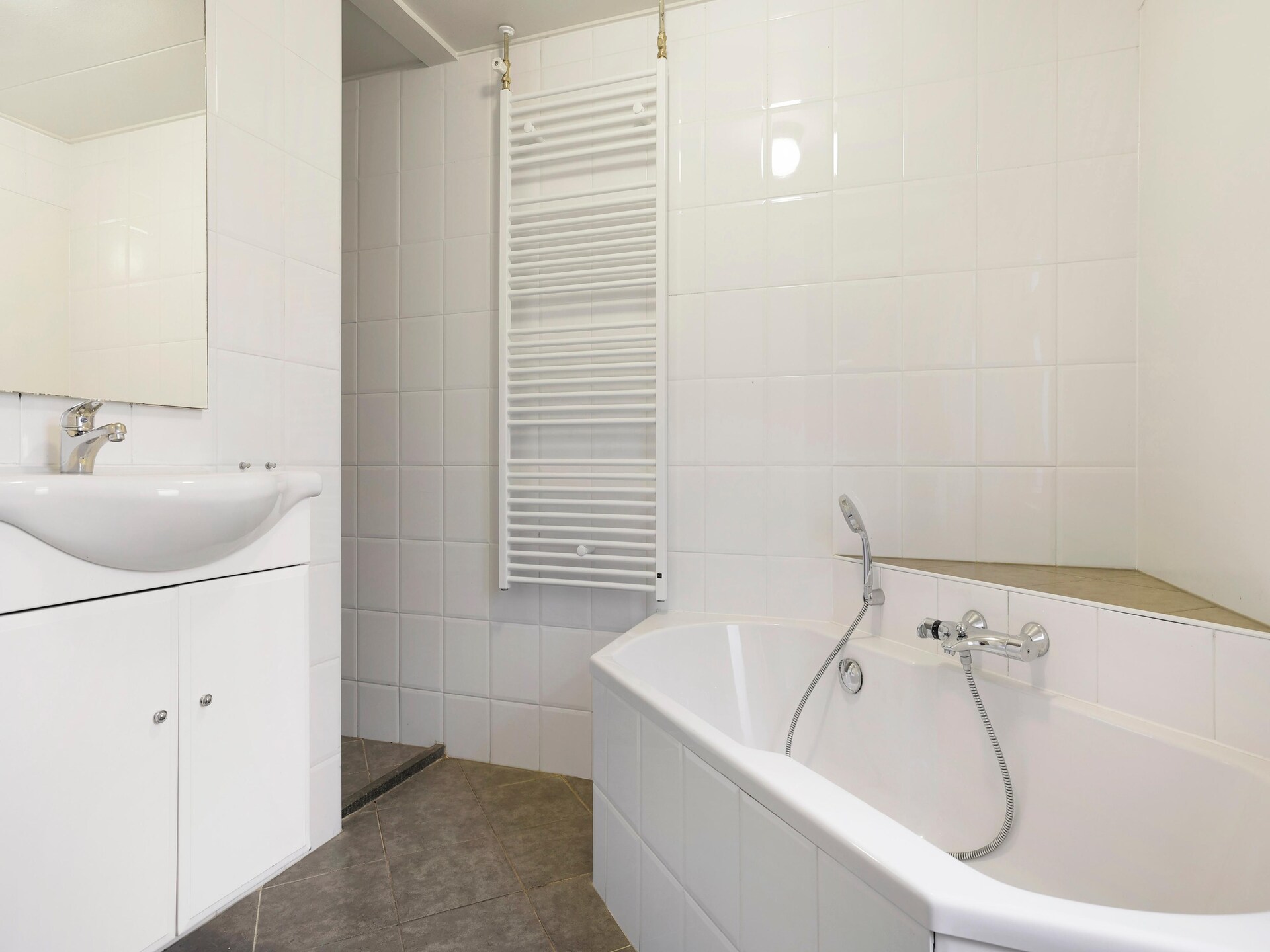 Comfortabel vakantiehuis aan Zuidlaardermeer in bosrijk Waterpark De Bloemert - foto 9