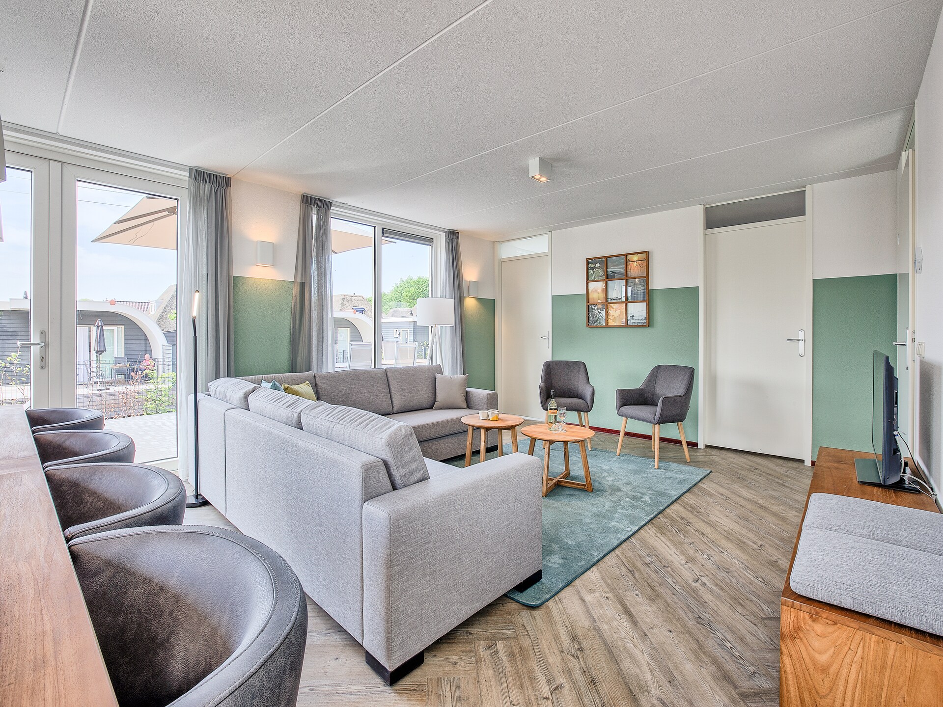 Luxe vrijstaand vakantiehuis met privé zwembad aan het Zuidlaardermeer - foto 4