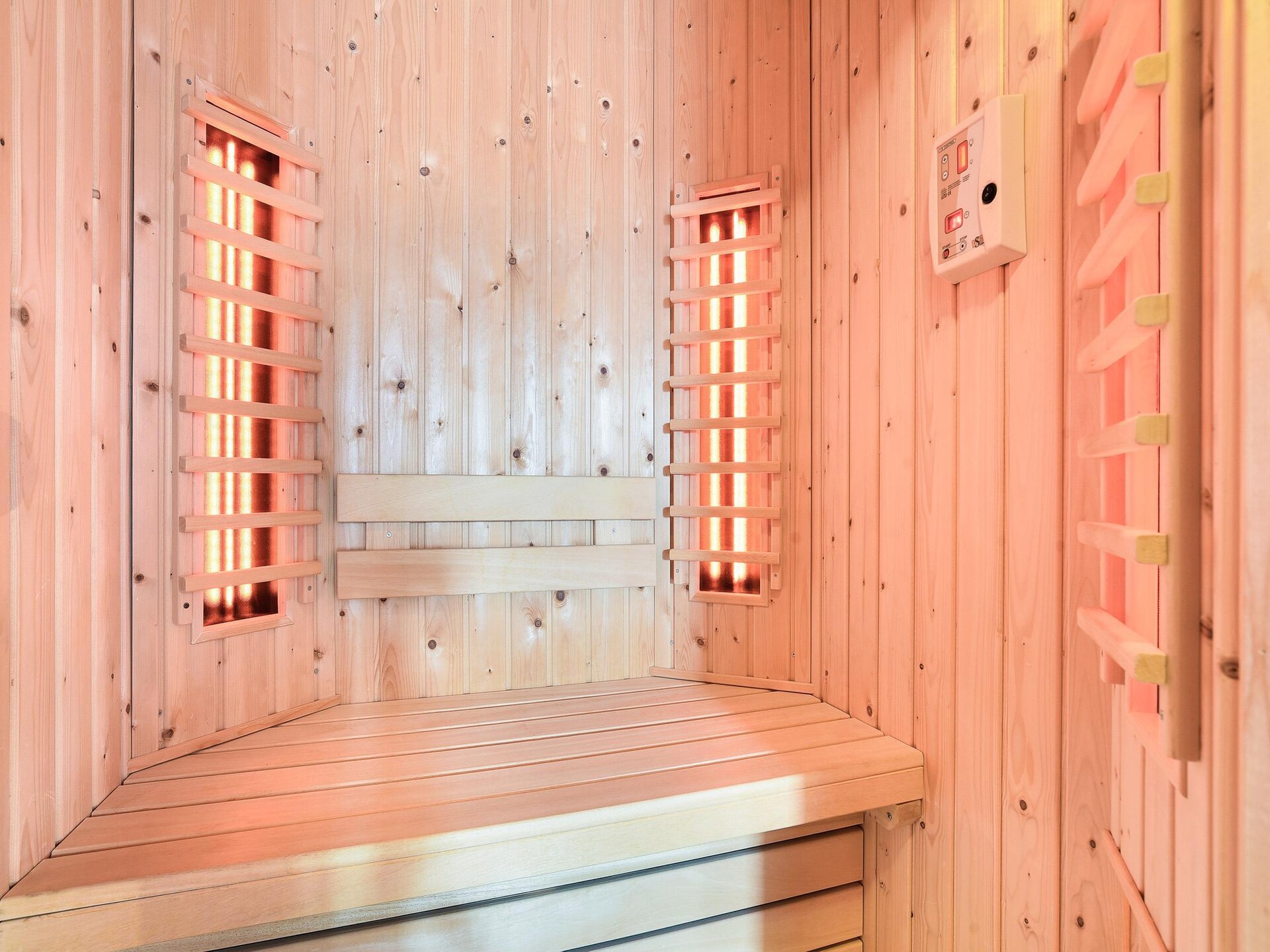 Vrijstaand vakantiehuis met sauna in bosrijk Zuid-Limburg - foto 11