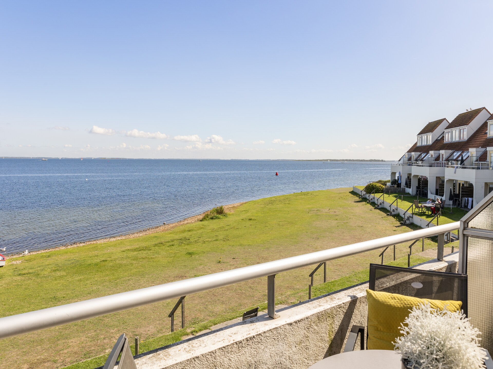 Duplexappartement met balkon aan het Grevelingenmeer in Brouwershaven - foto 16