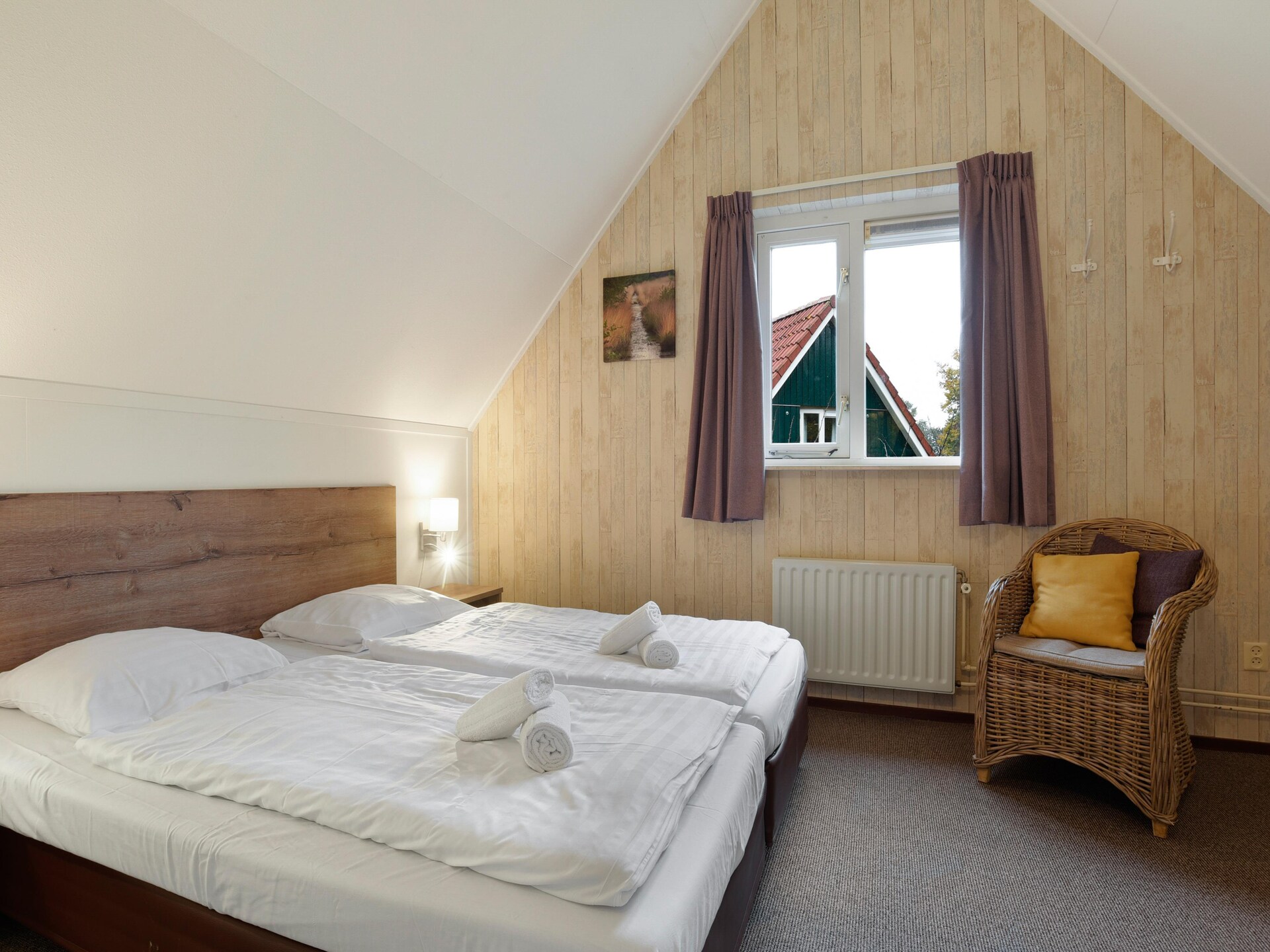 Luxe vakantiehuis met jacuzzi en sauna op groen vakantiepark in Brabant - foto 6