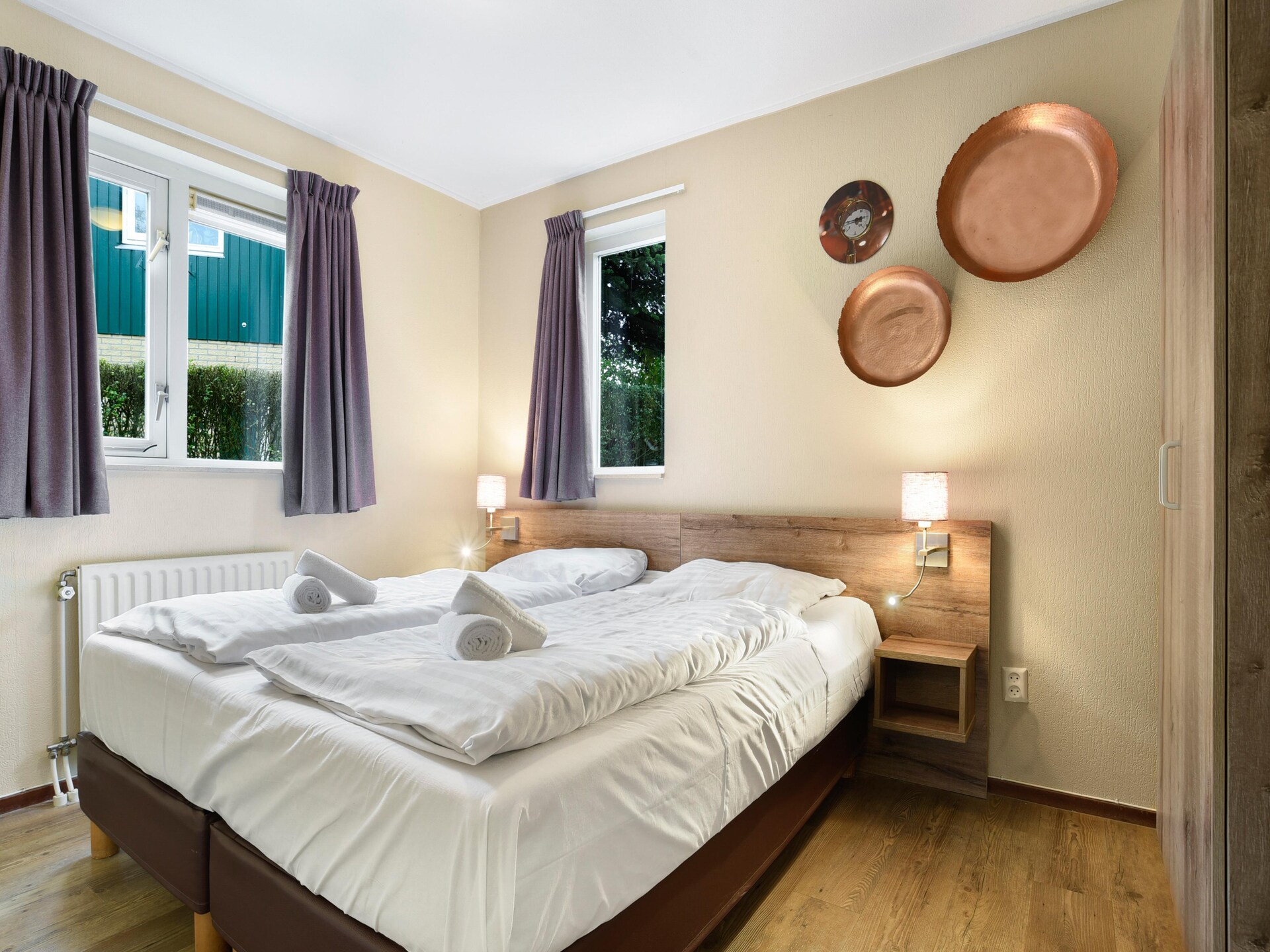 Luxe vakantiehuis met jacuzzi en sauna op groen vakantiepark in Brabant - foto 7