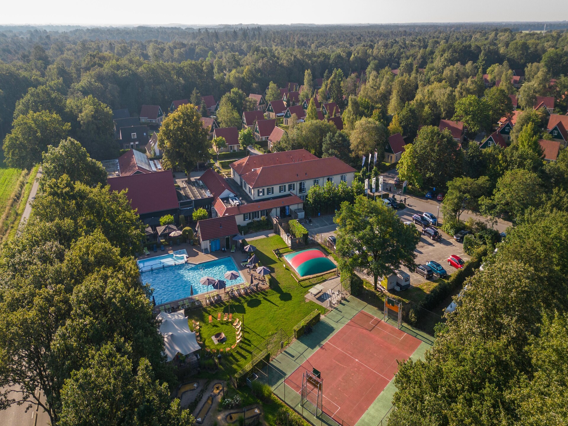 Vrijstaand boshuis met sauna op vakantiepark Parc Duc de Brabant - foto 12
