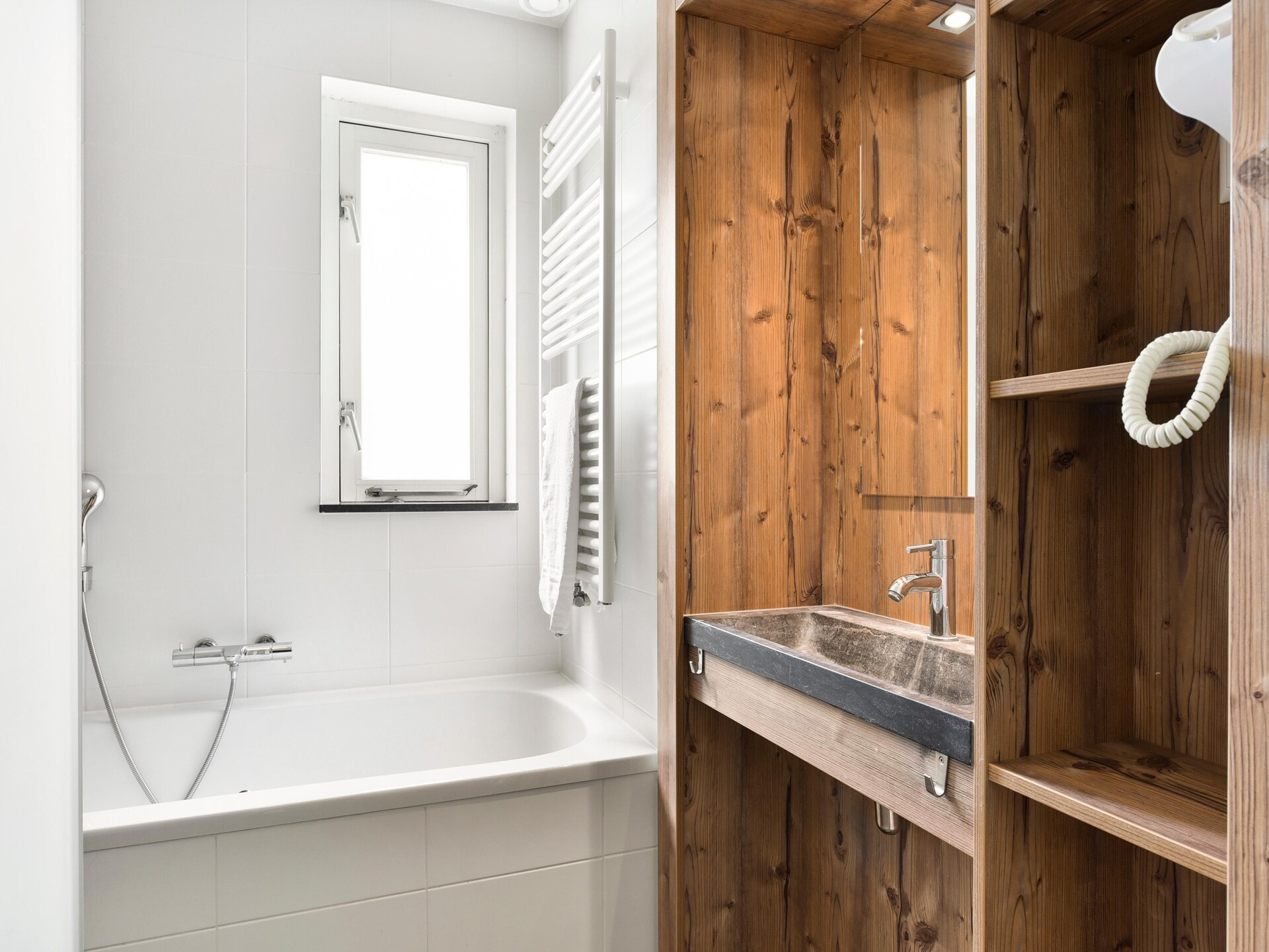 Vrijstaand boshuis met sauna op vakantiepark Parc Duc de Brabant - foto 8