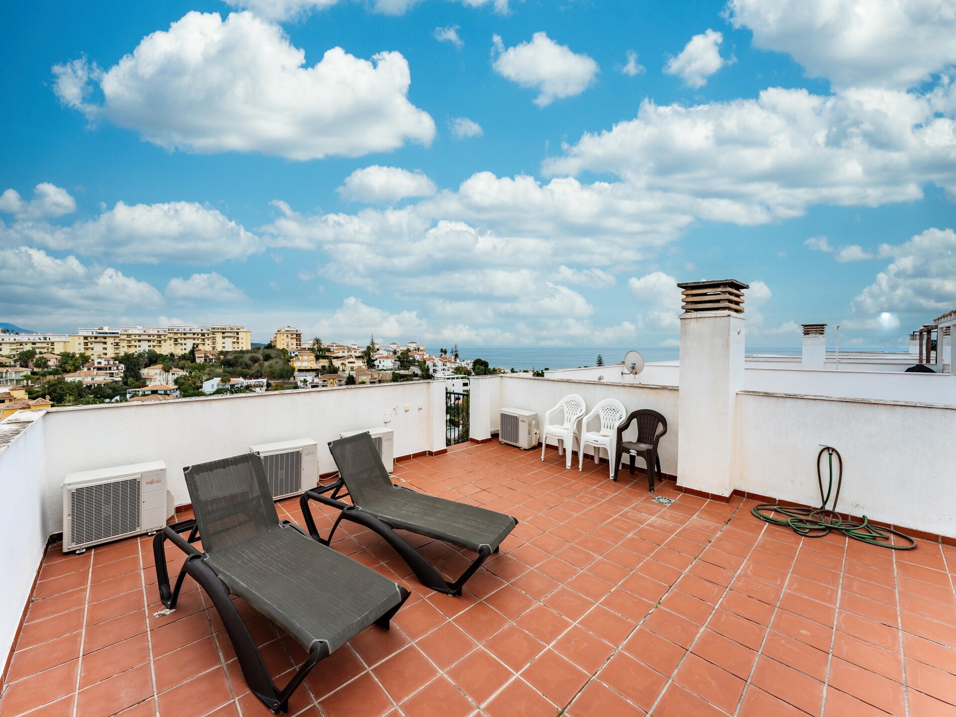 Prachtig penthouse aan de golfbaan in Mijas met zeezicht voor 6 personen - foto 8